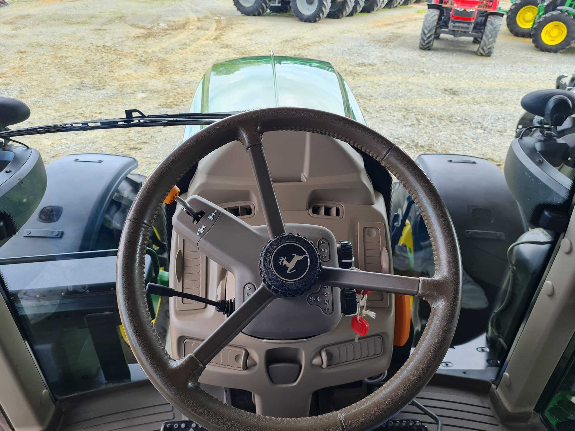 JOHN DEERE 6155M