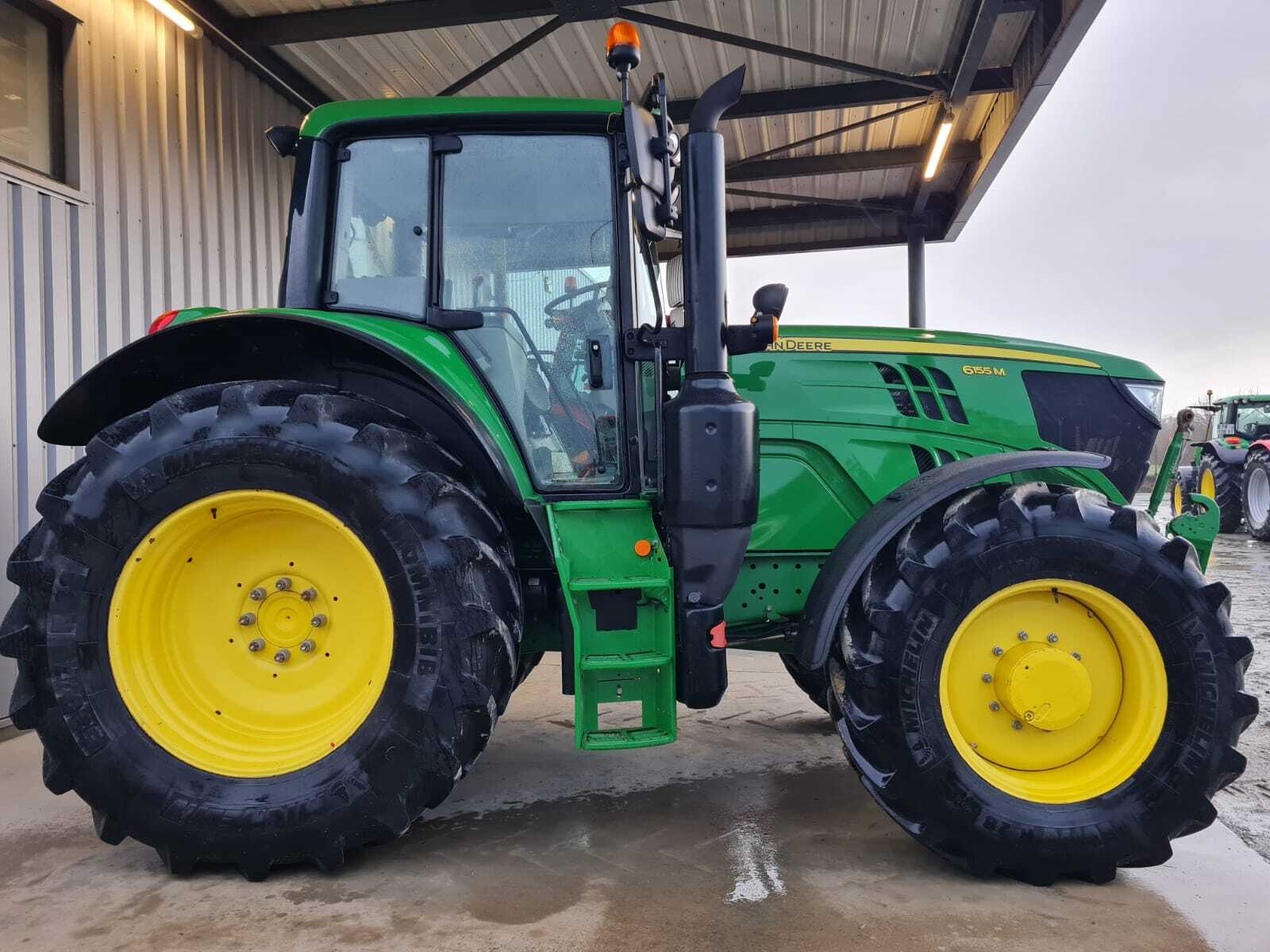 JOHN DEERE 6155M