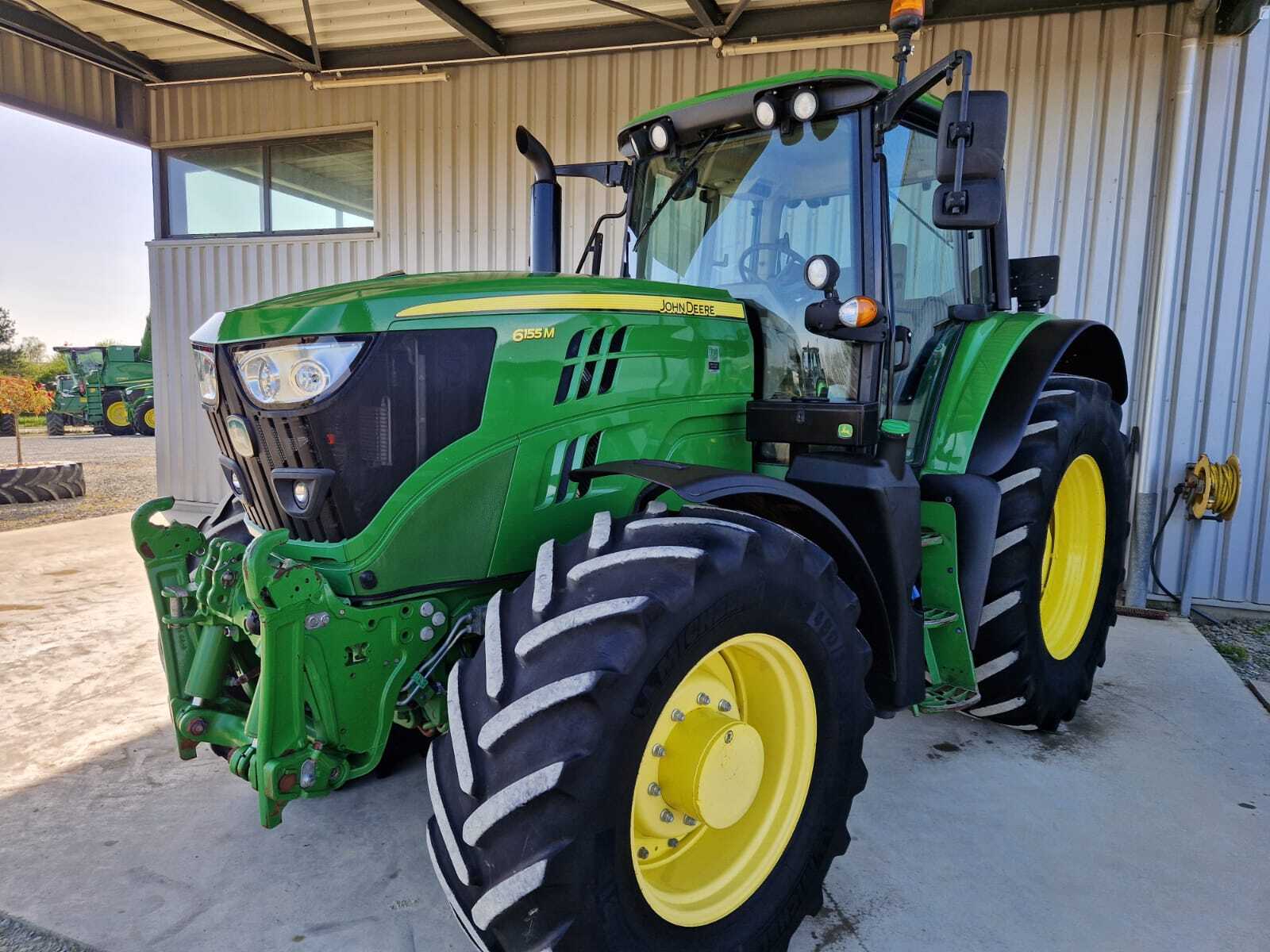 JOHN DEERE 6155M