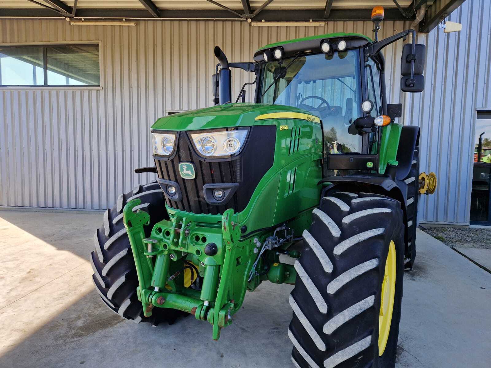 JOHN DEERE 6155M
