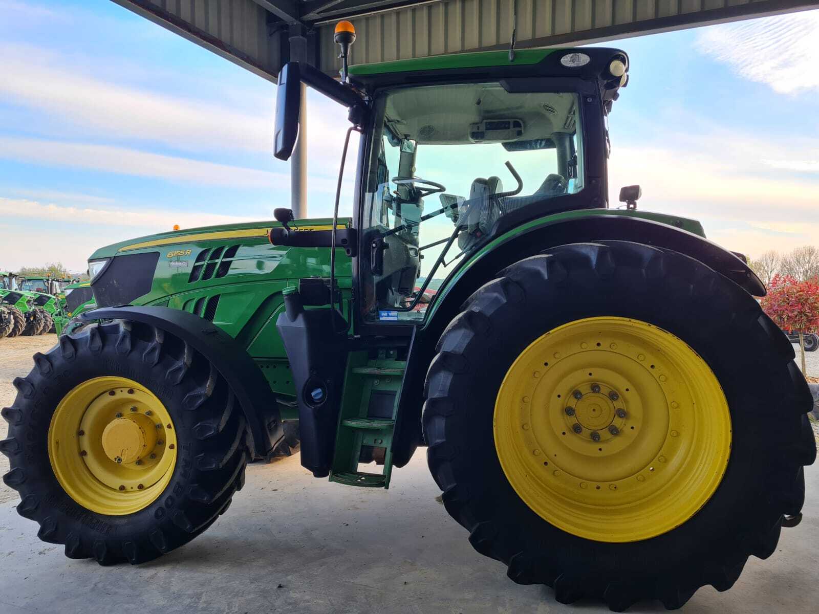 JOHN DERRE 6155R AUTOPOWER