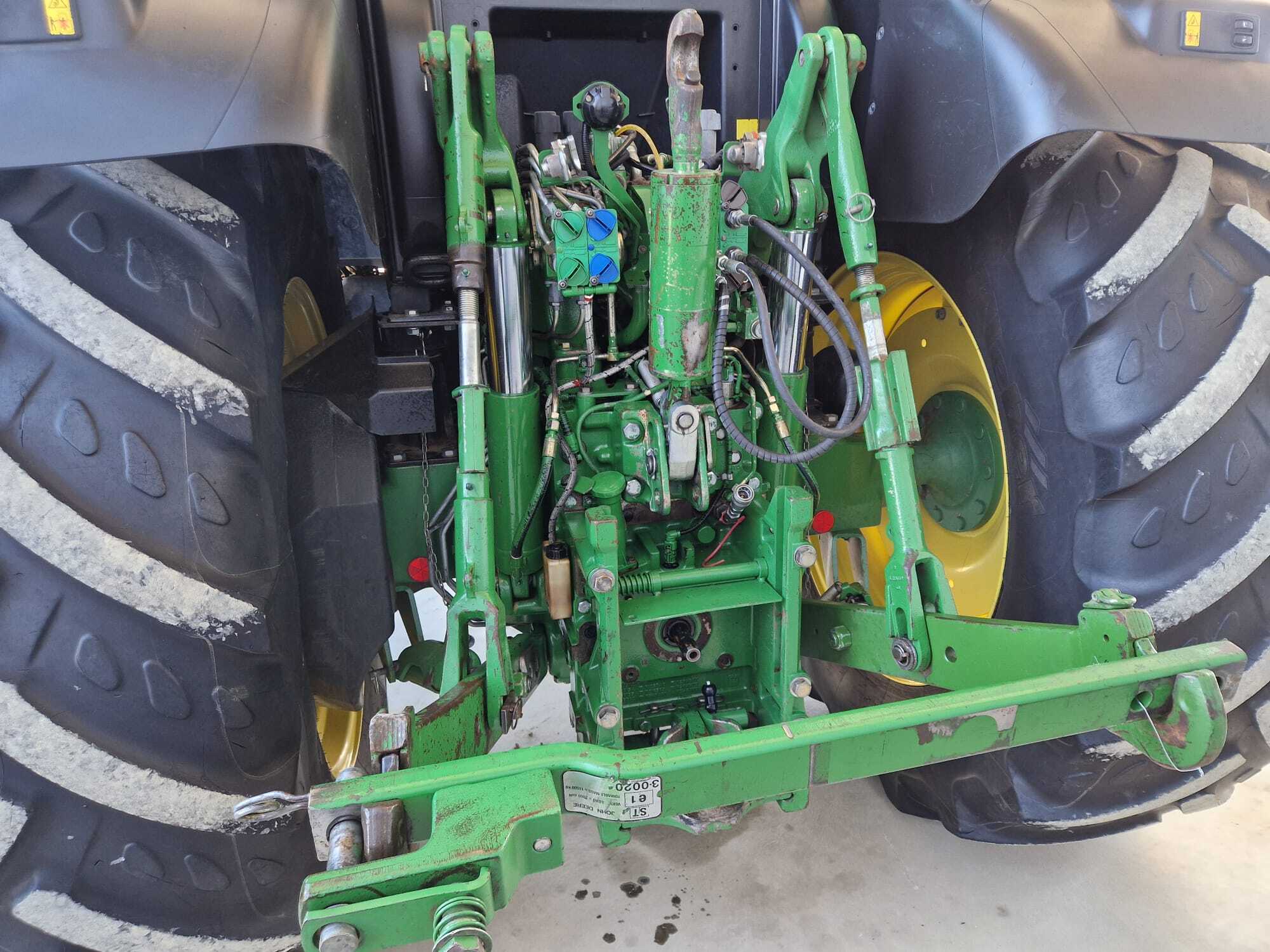 JOHN DEERE 6170R AP