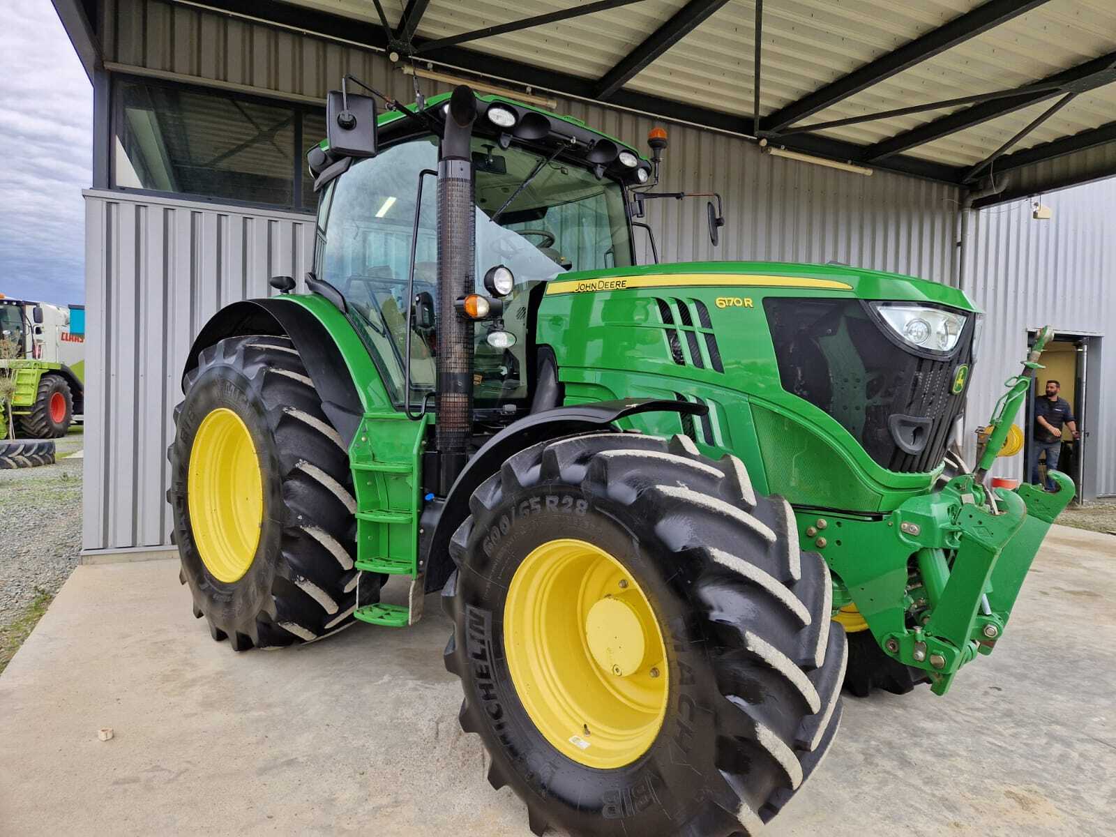 JOHN DEERE 6170R AP