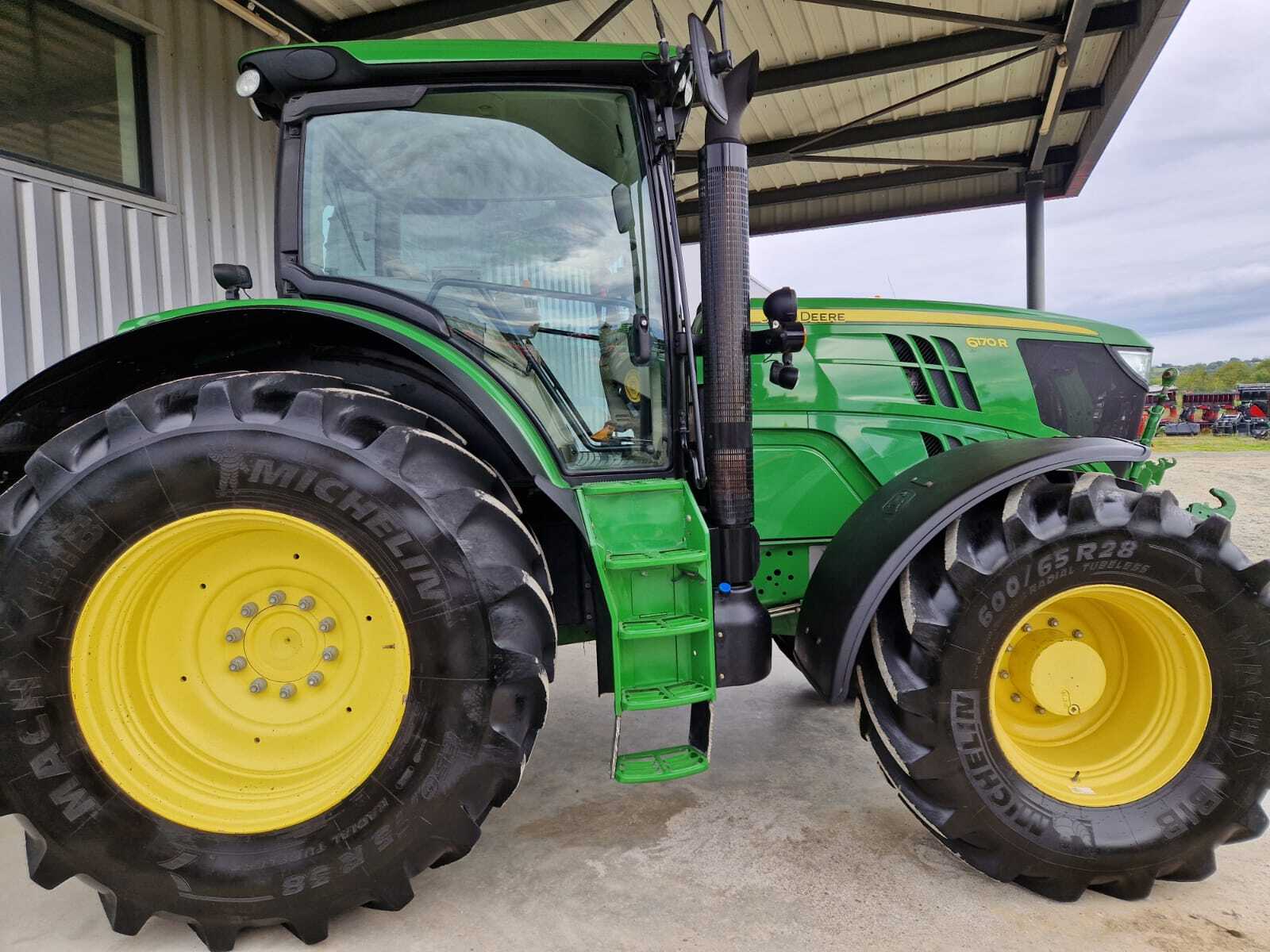 JOHN DEERE 6170R AP