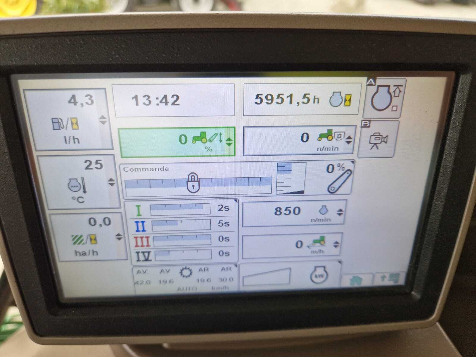 JOHN DEERE 6170R AP