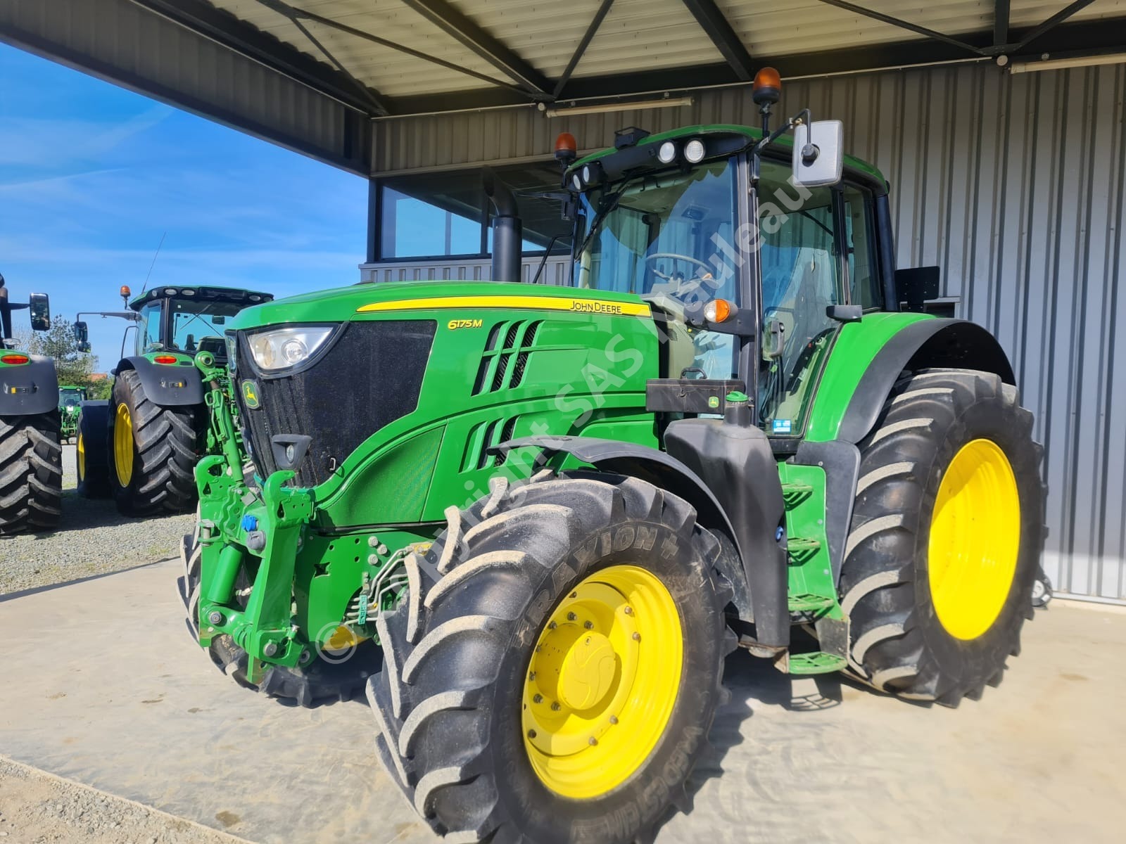 JOHN DEERE 6175M
