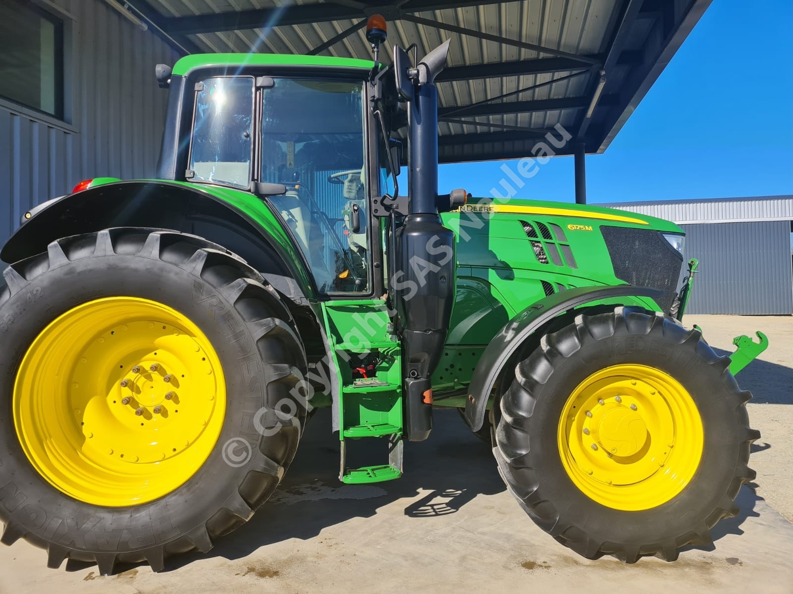 JOHN DEERE 6175M