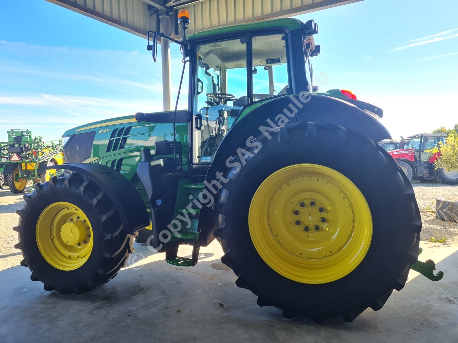 JOHN DEERE 6175M