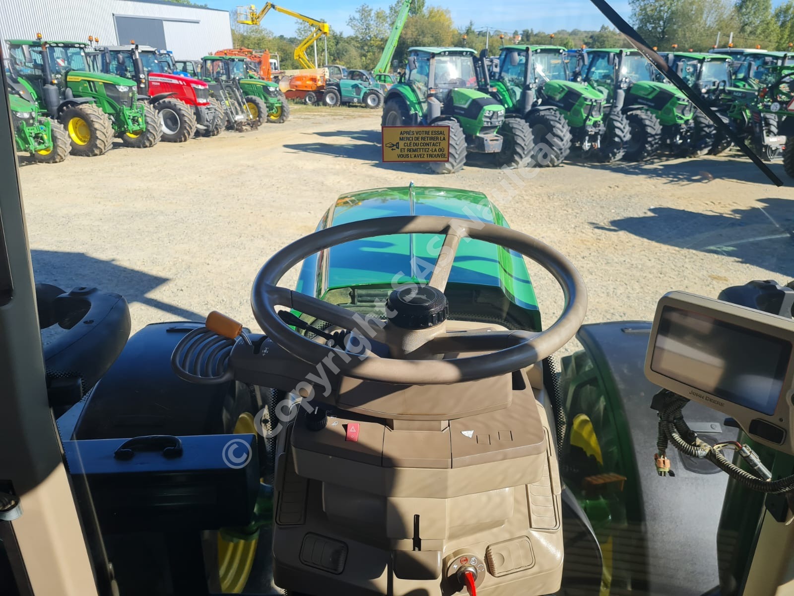 JOHN DEERE 6175M