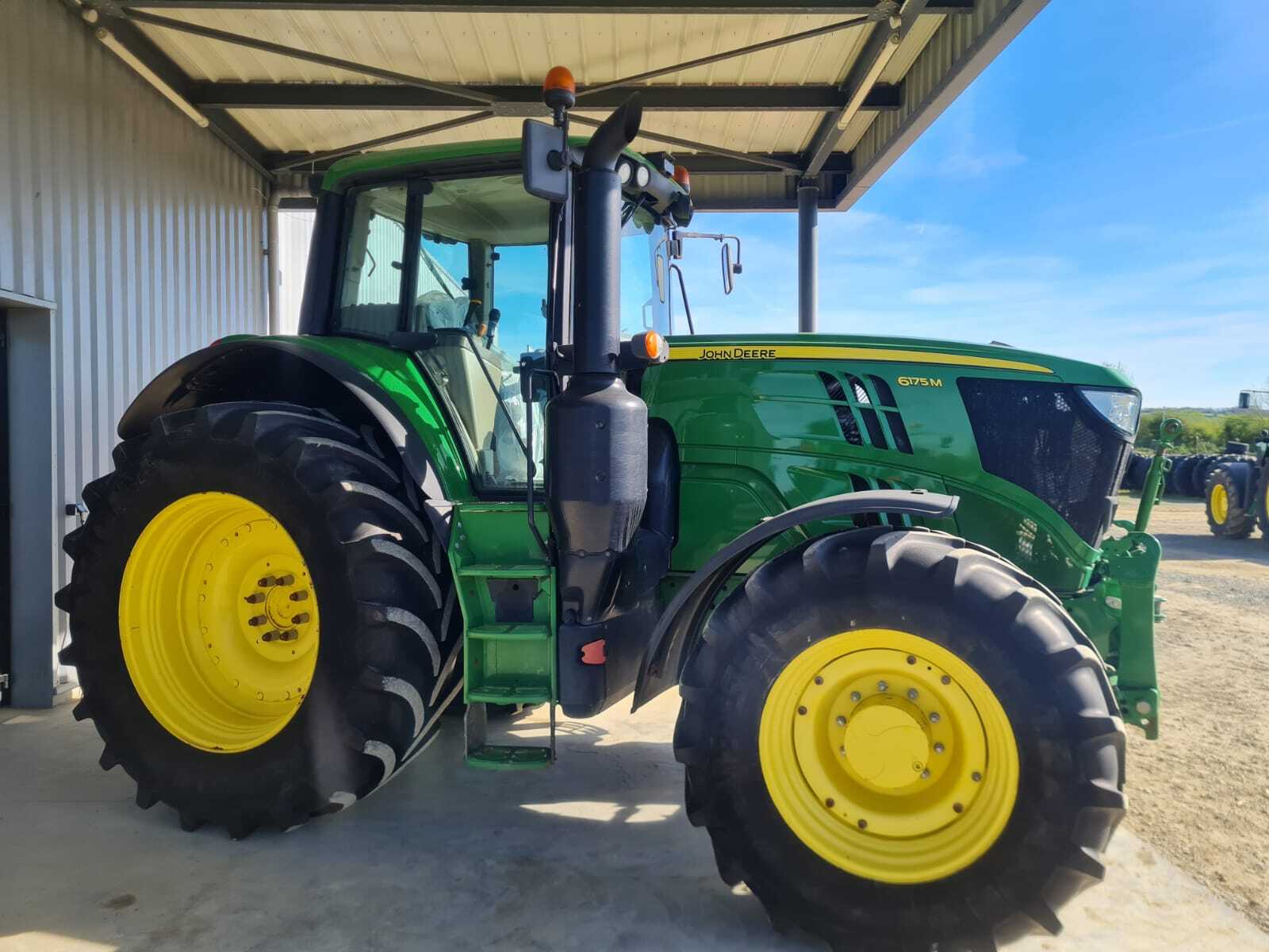 JOHN DEERE 6175M