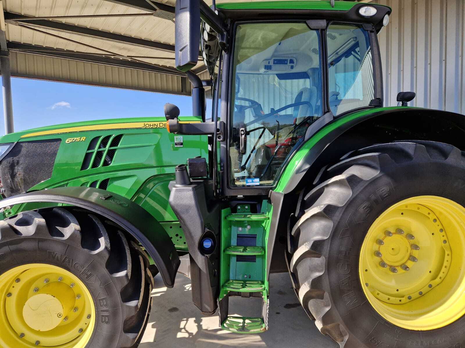 JOHN DEERE 6175R