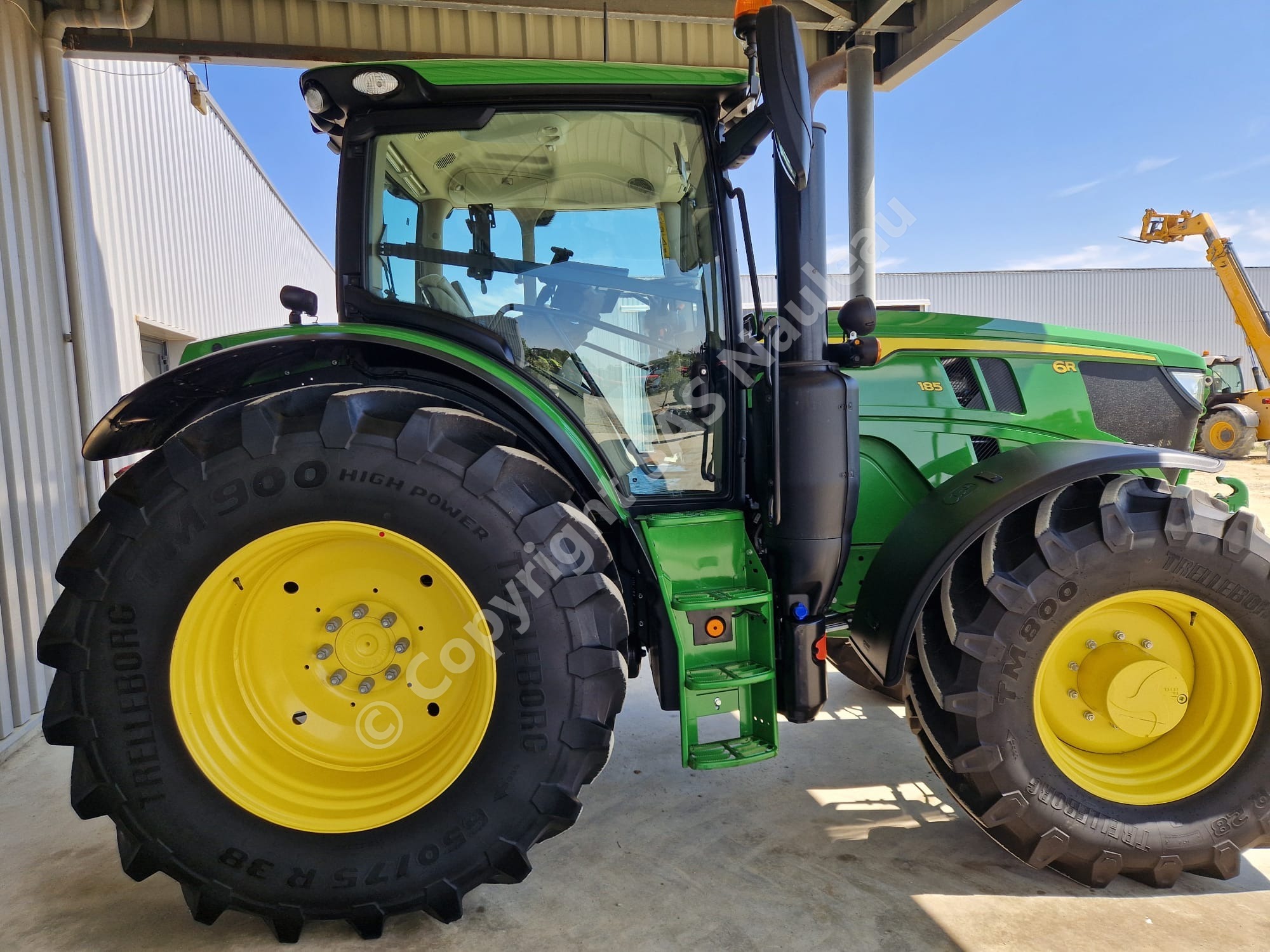JOHN DEERE 6R185