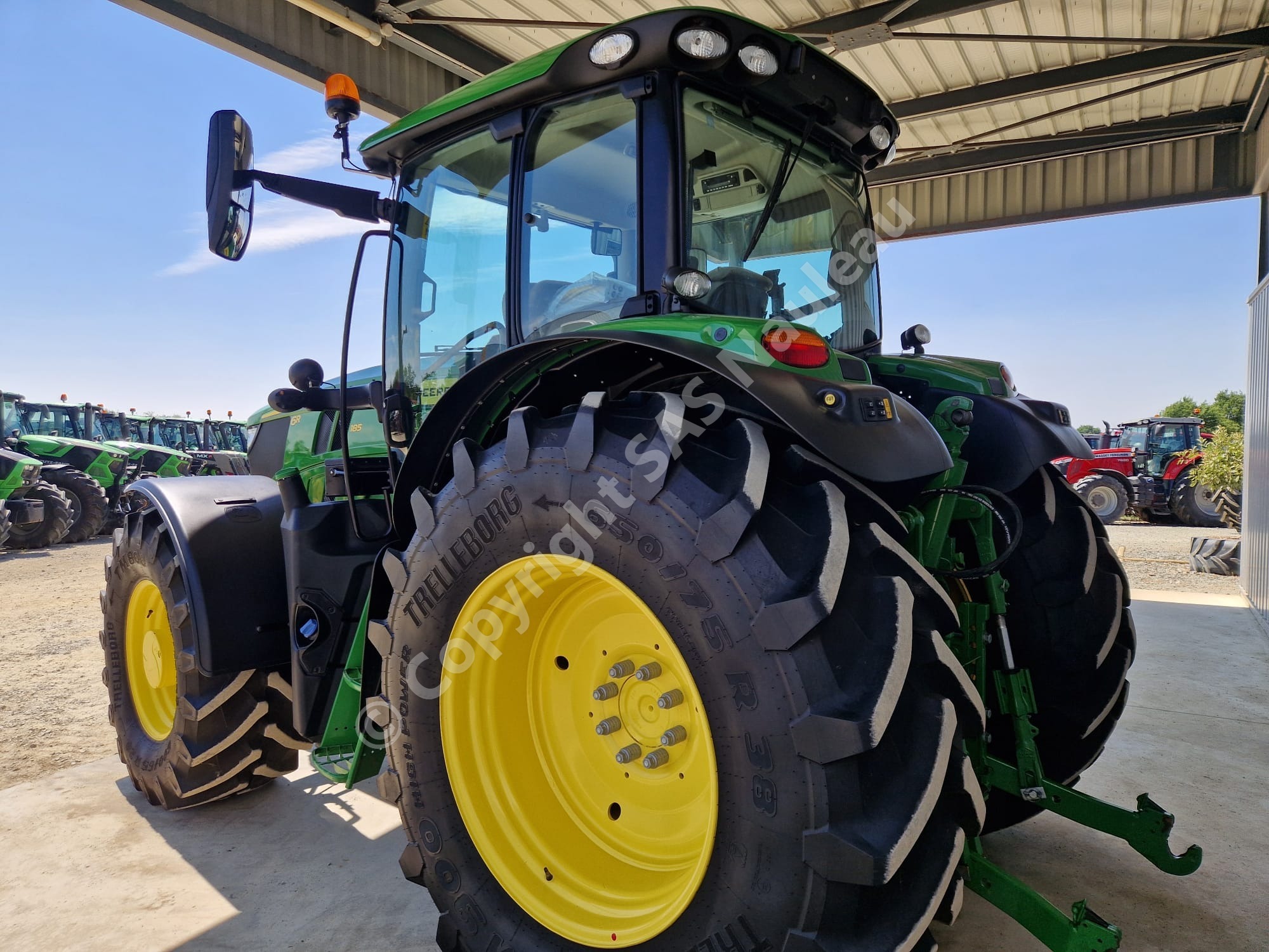 JOHN DEERE 6R185