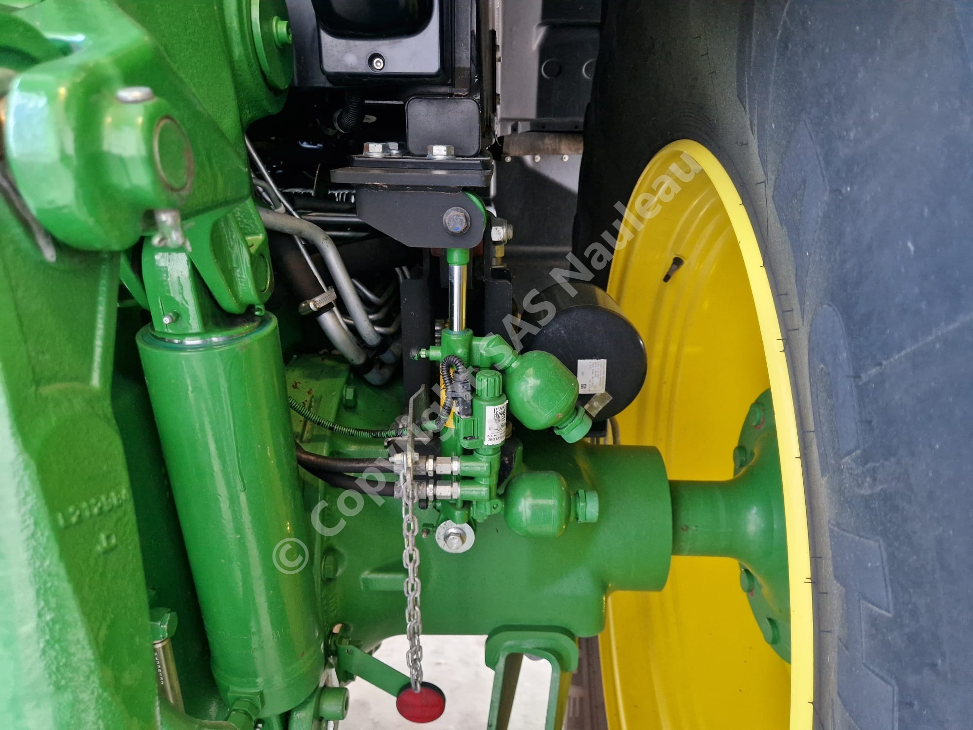 JOHN DEERE 6195R