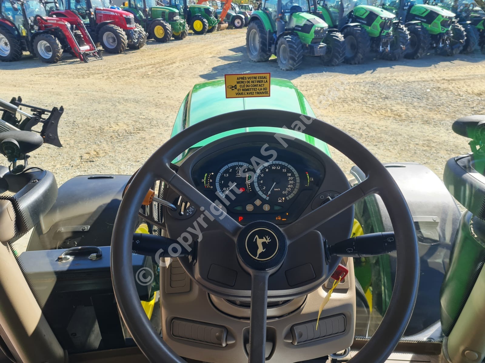 JOHN DEERE 6195R