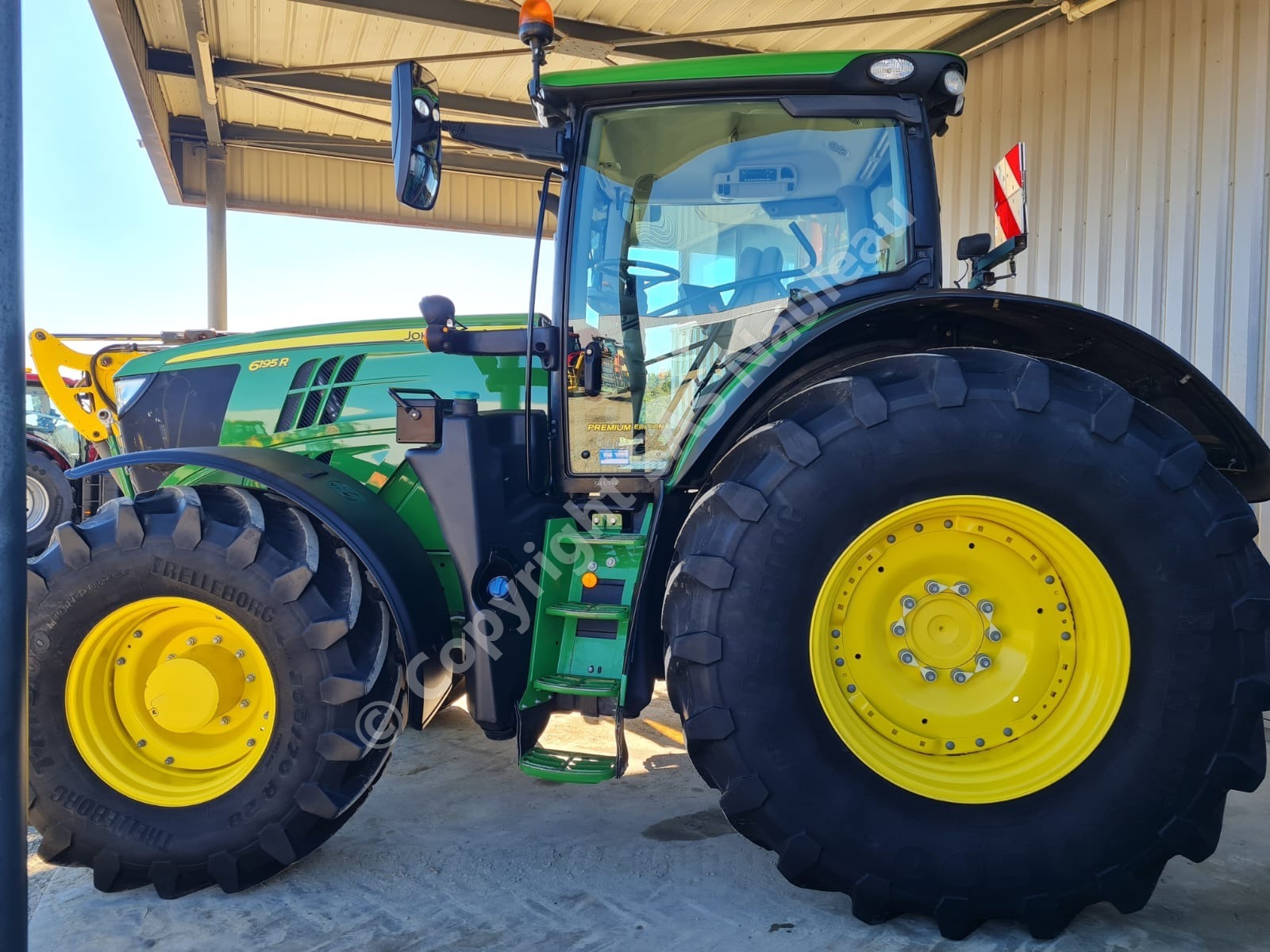 JOHN DEERE 6195R
