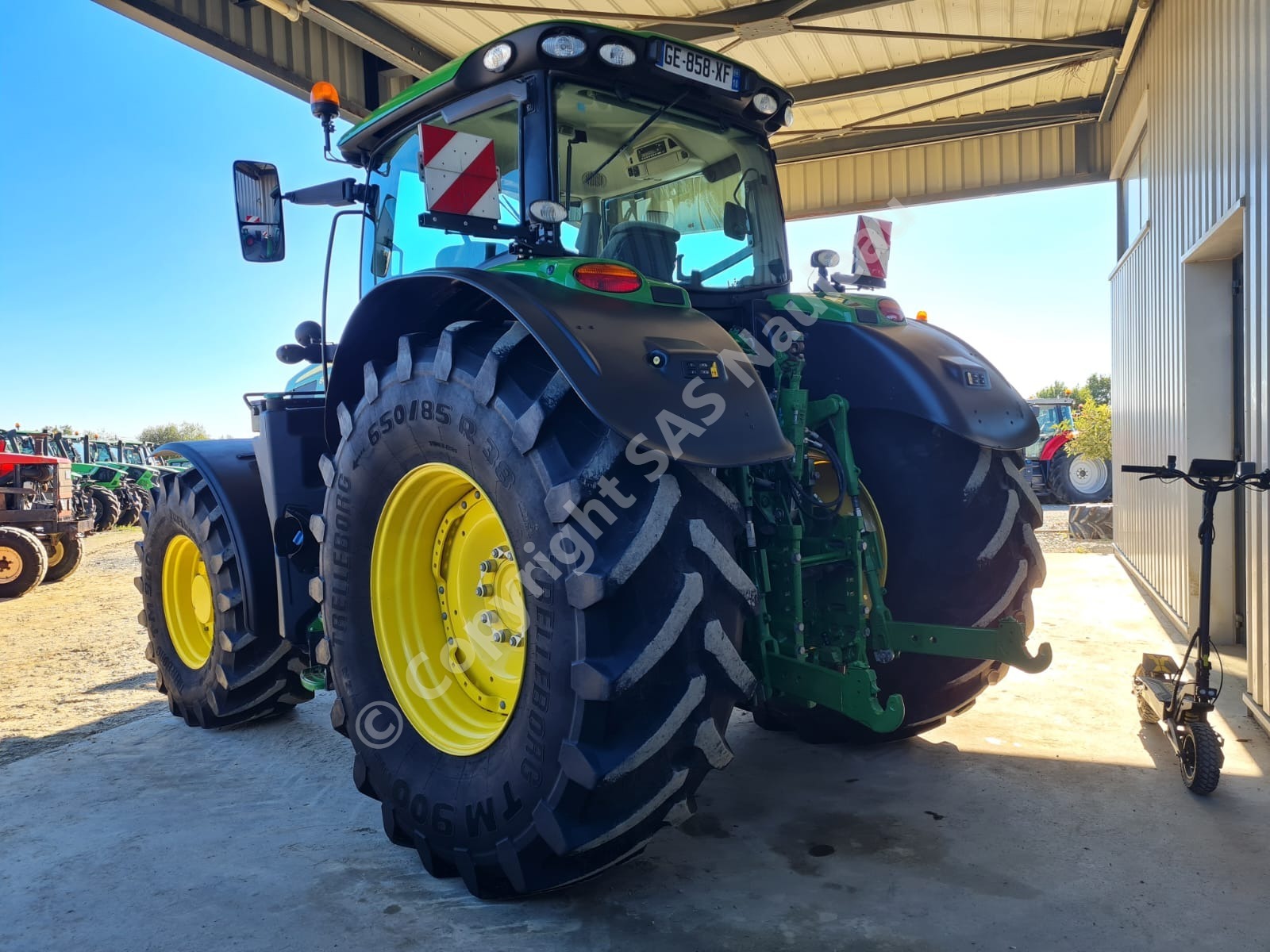 JOHN DEERE 6195R