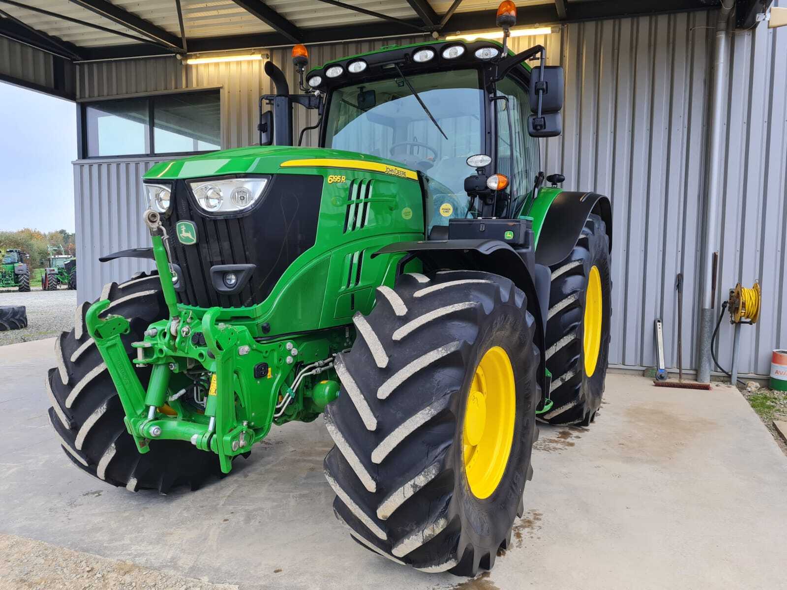 JOHN DEERE 6195R