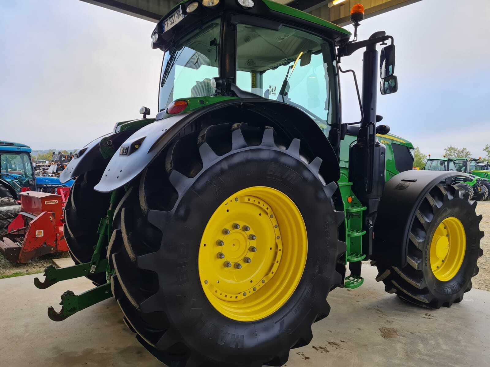 JOHN DEERE 6195R