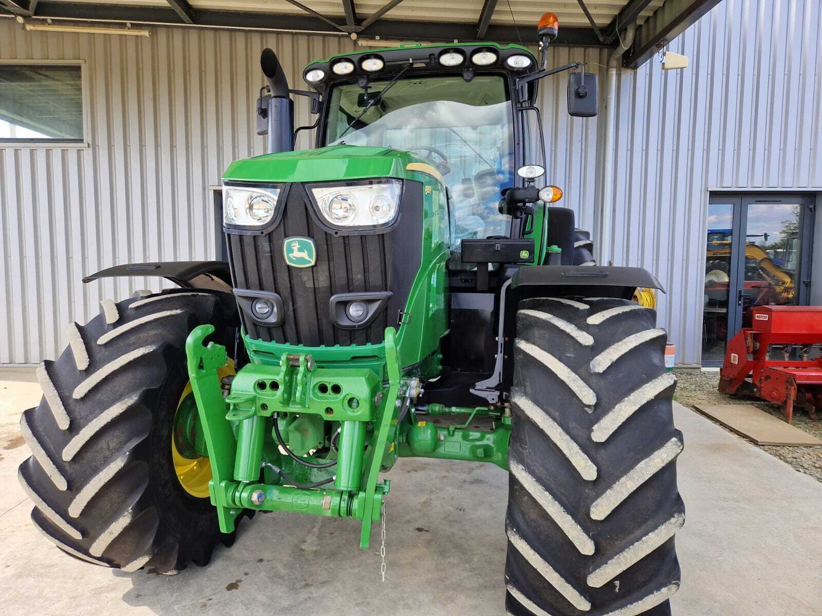 JOHN DEERE 6195R