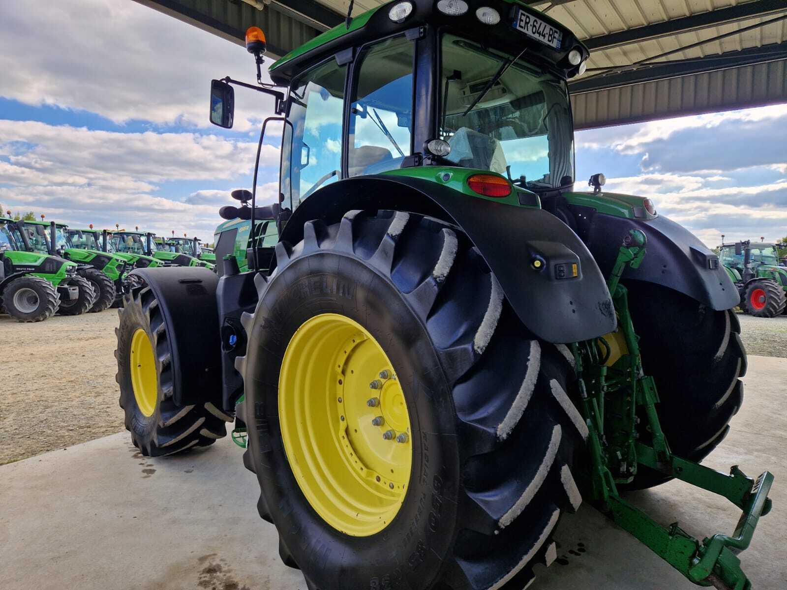 JOHN DEERE 6195R