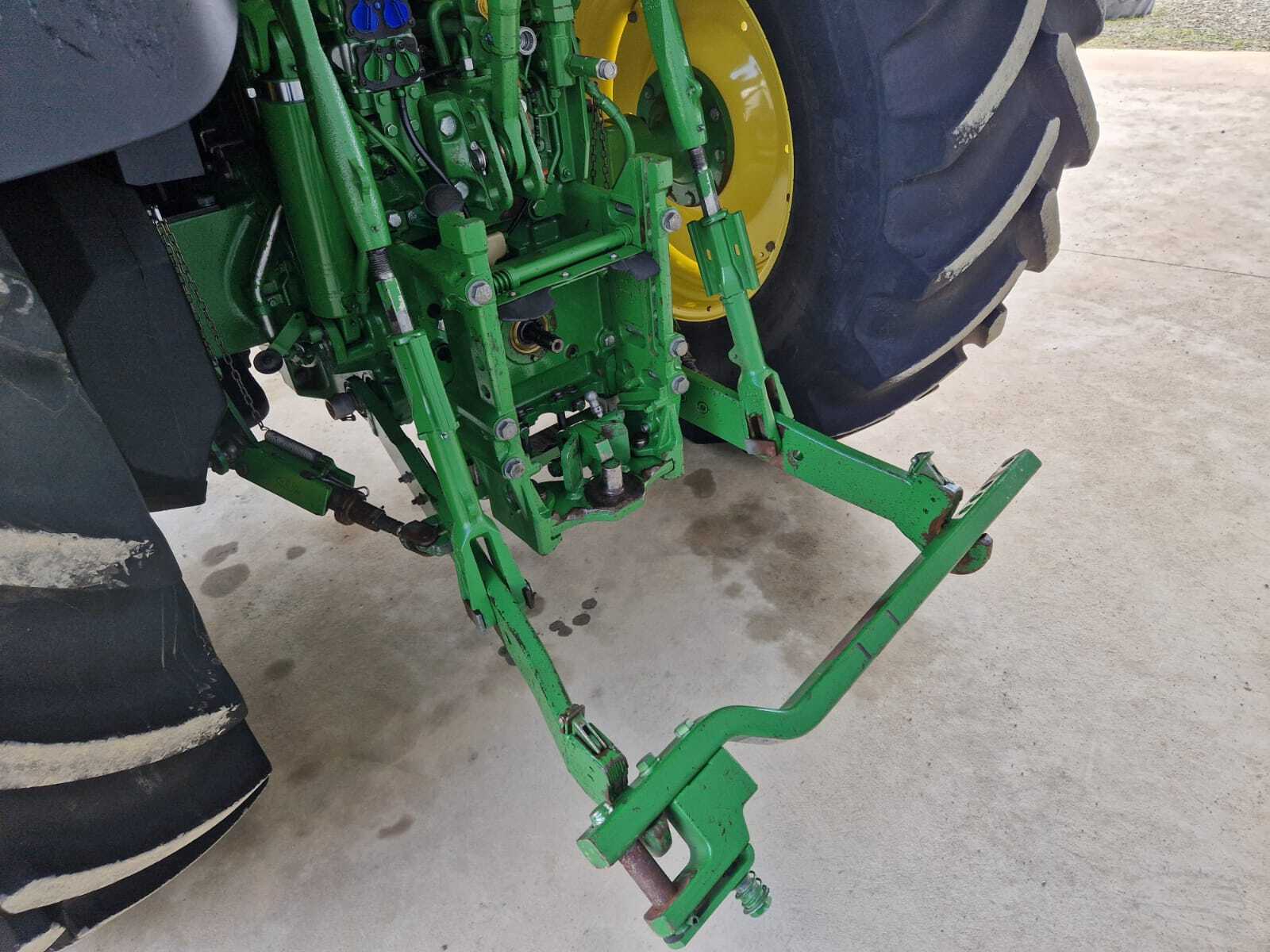 JOHN DEERE 6195R
