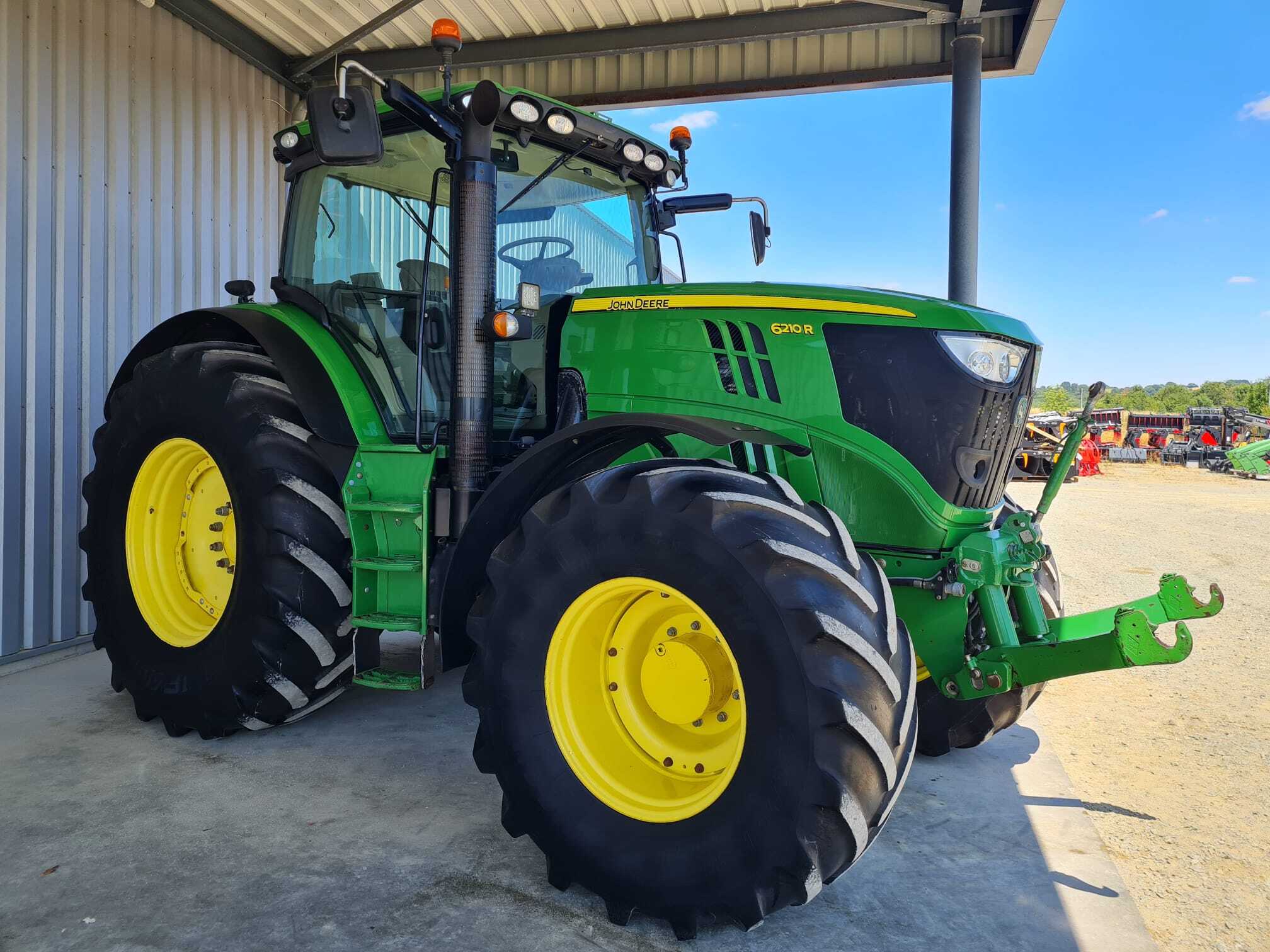 JOHN DEERE 6210R AP