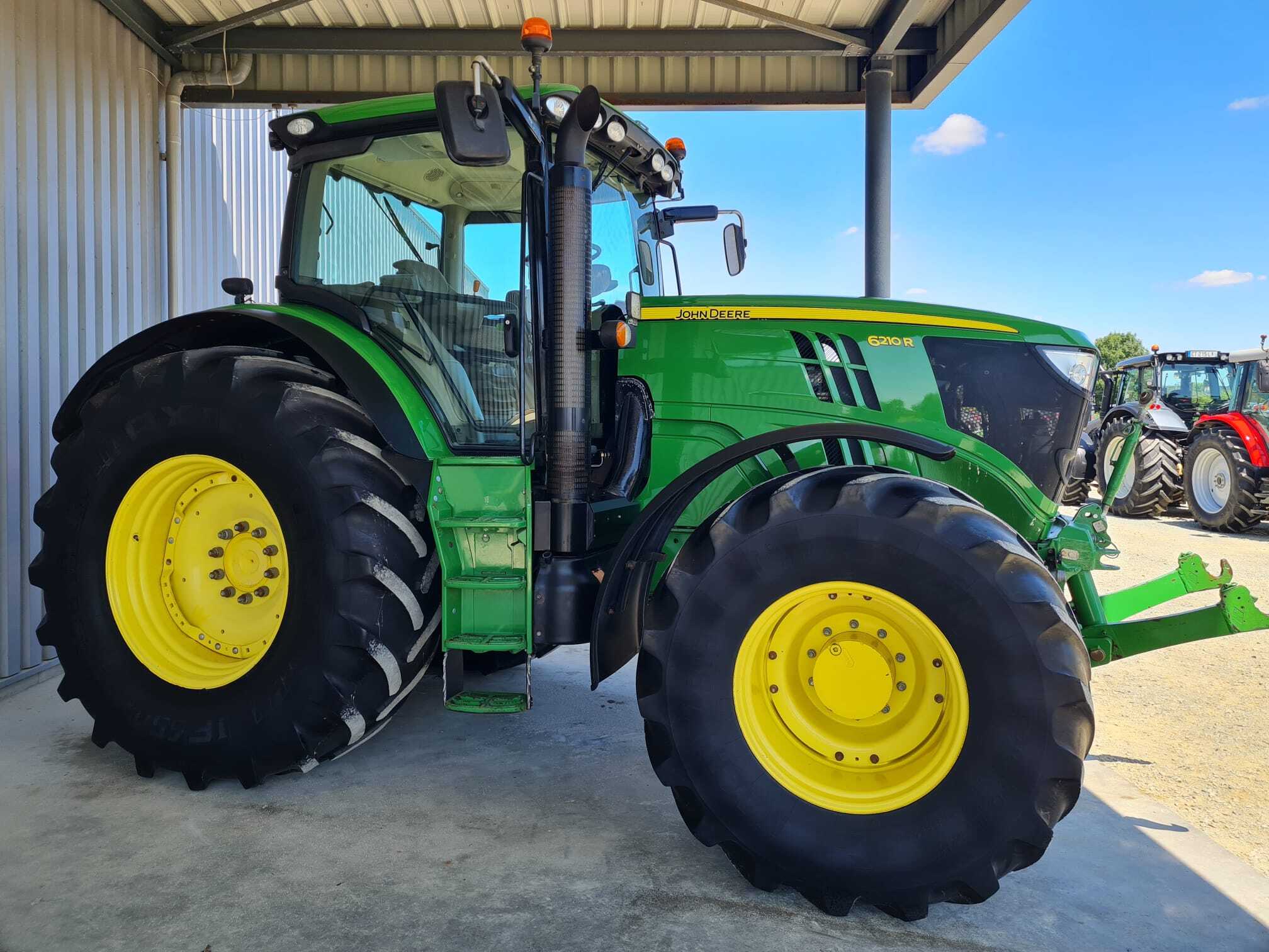 JOHN DEERE 6210R AP