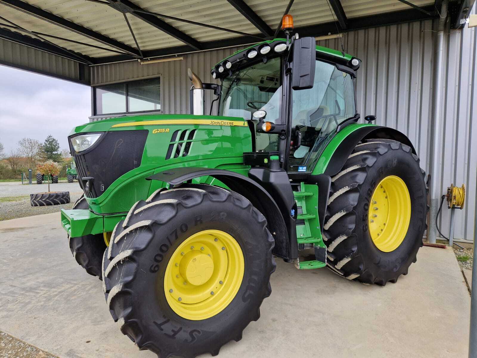 JOHN DEERE 6215R AUTOTRAC