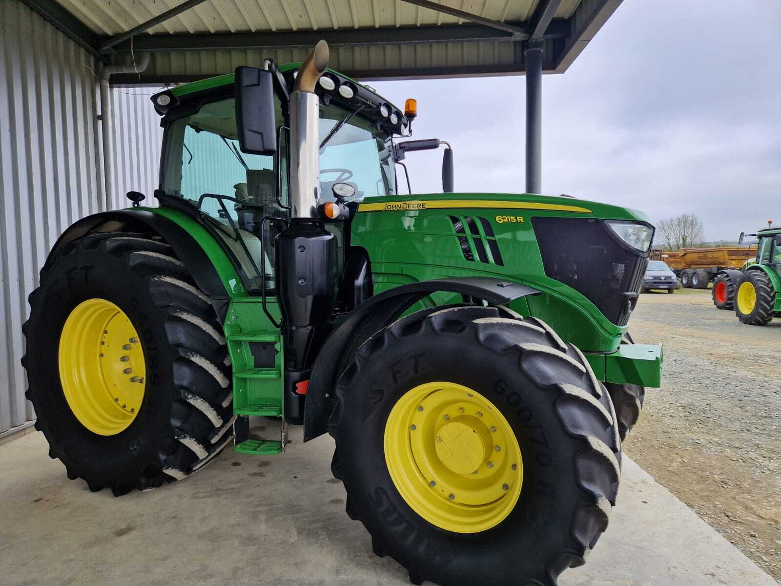 JOHN DEERE 6215R AUTOTRAC