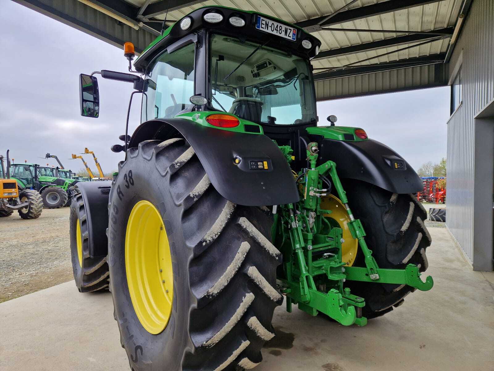 JOHN DEERE 6215R AUTOTRAC