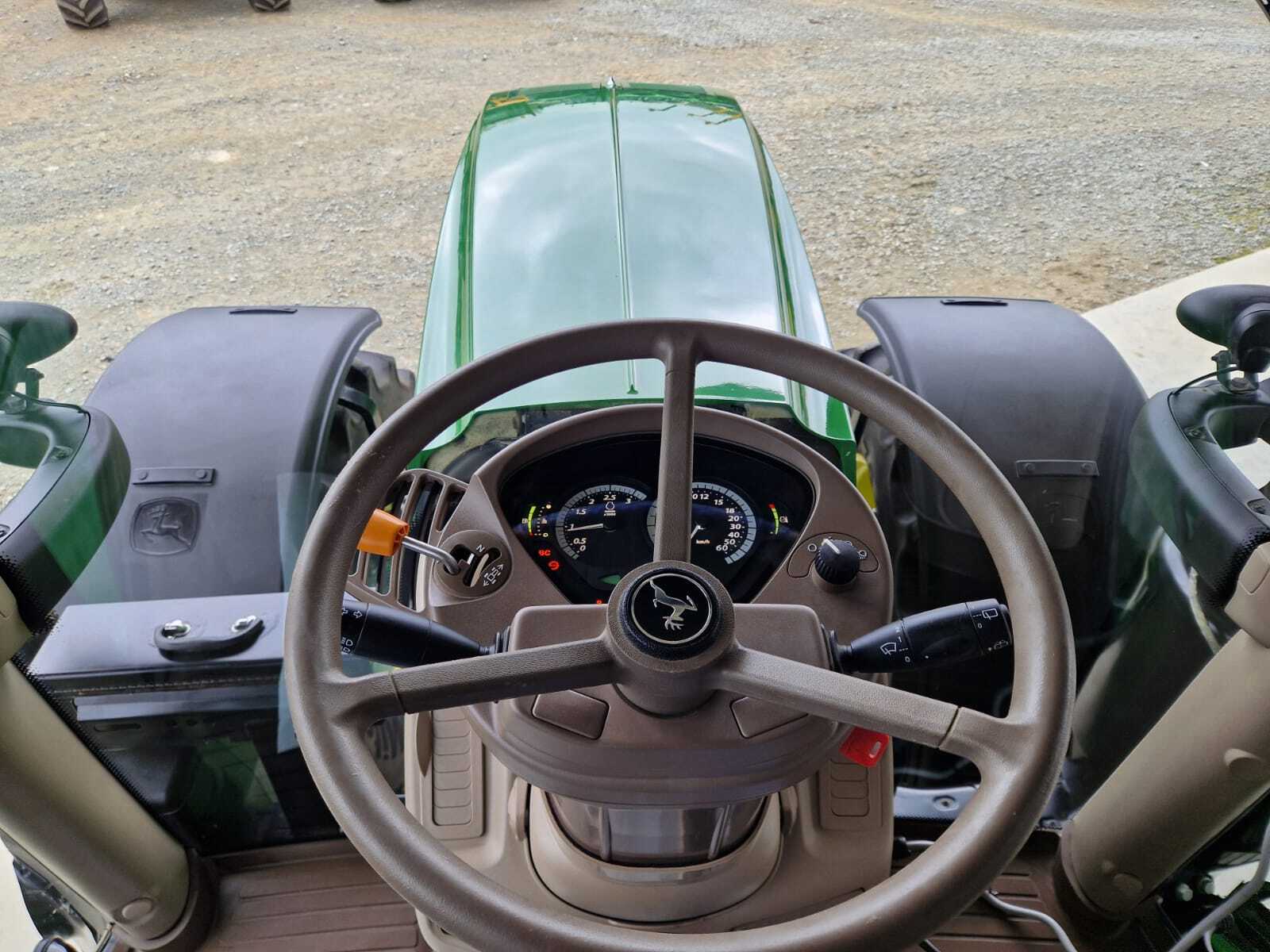 JOHN DEERE 6215R AUTOTRAC