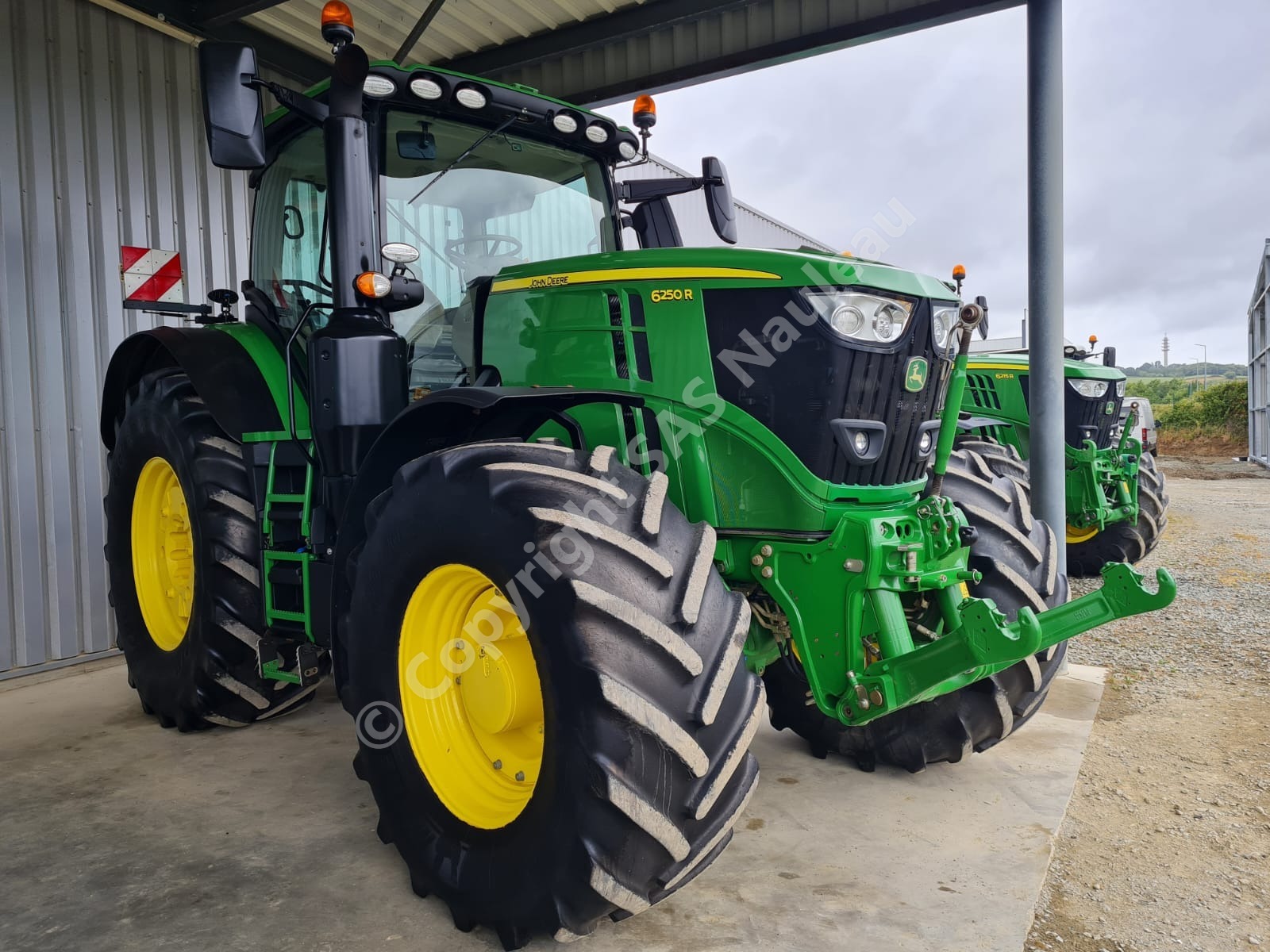 JOHN DEERE 6250R