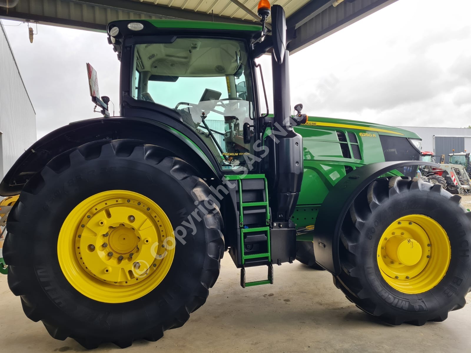 JOHN DEERE 6250R