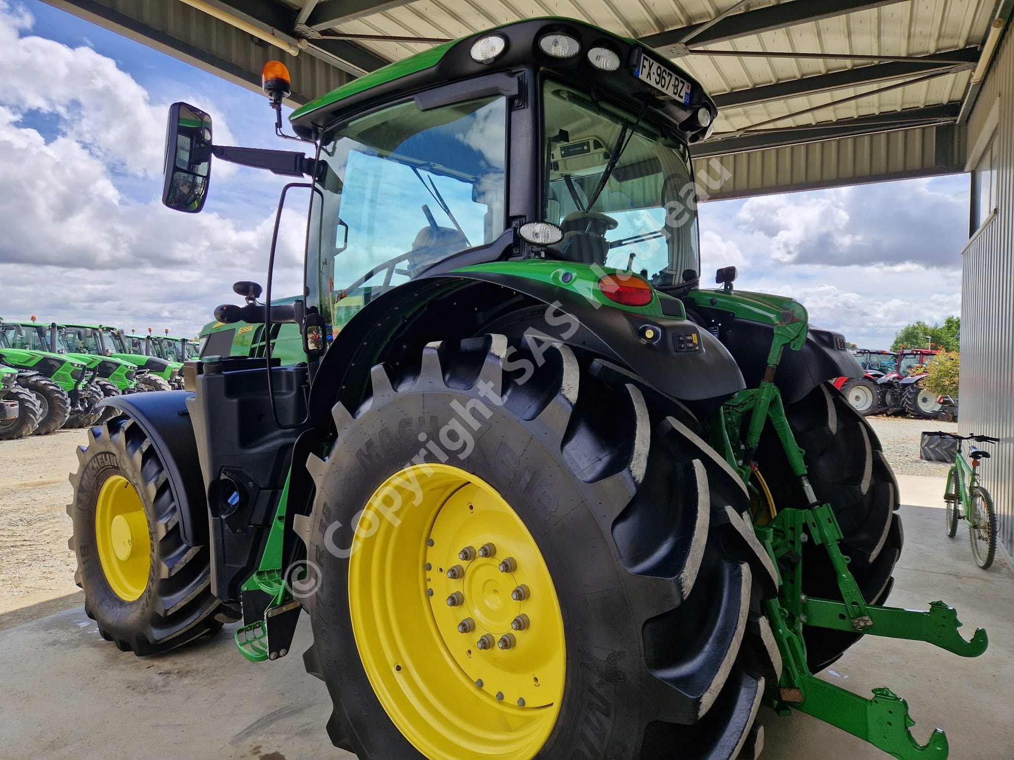 JOHN DEERE 6250R