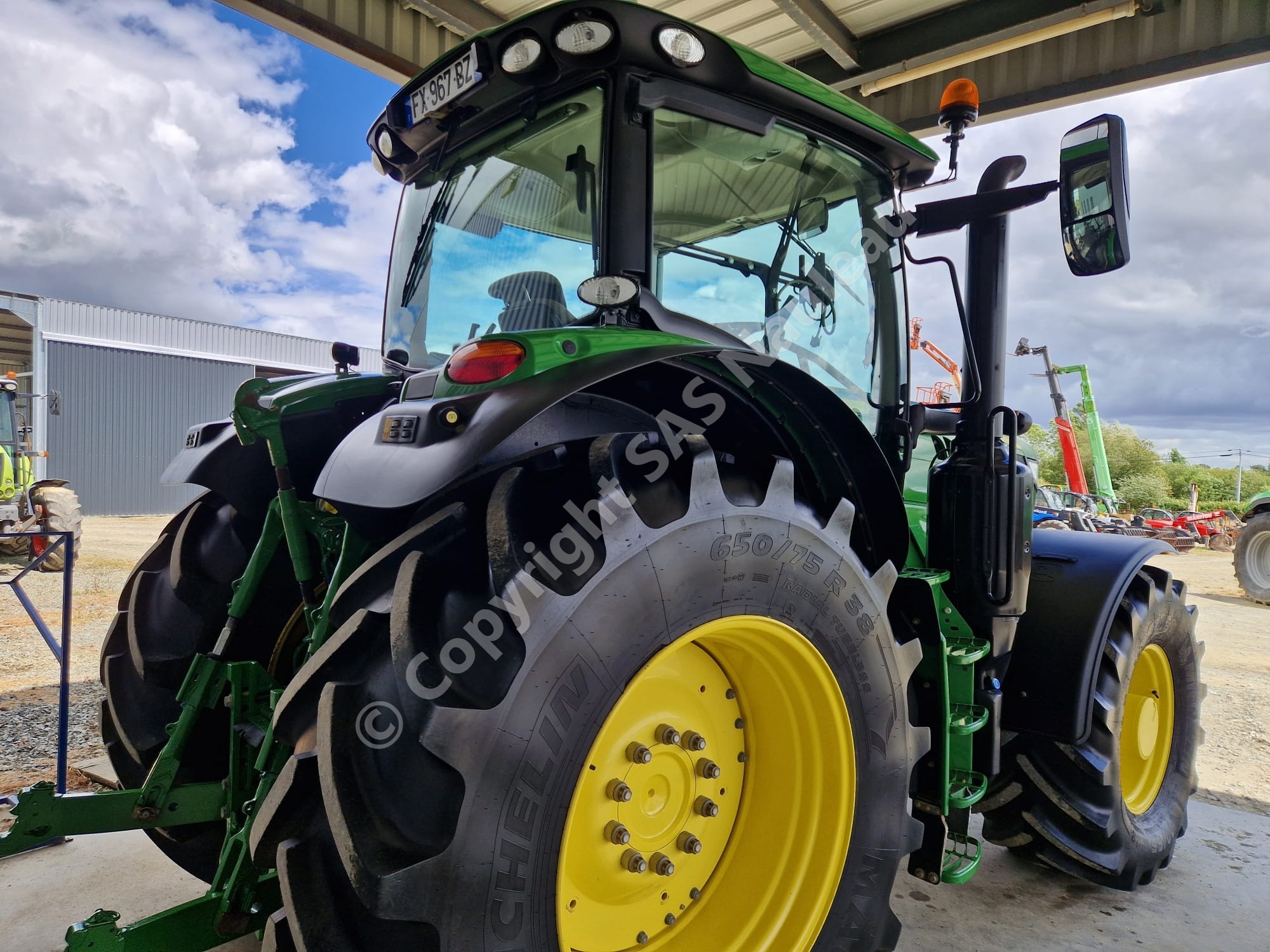 JOHN DEERE 6250R