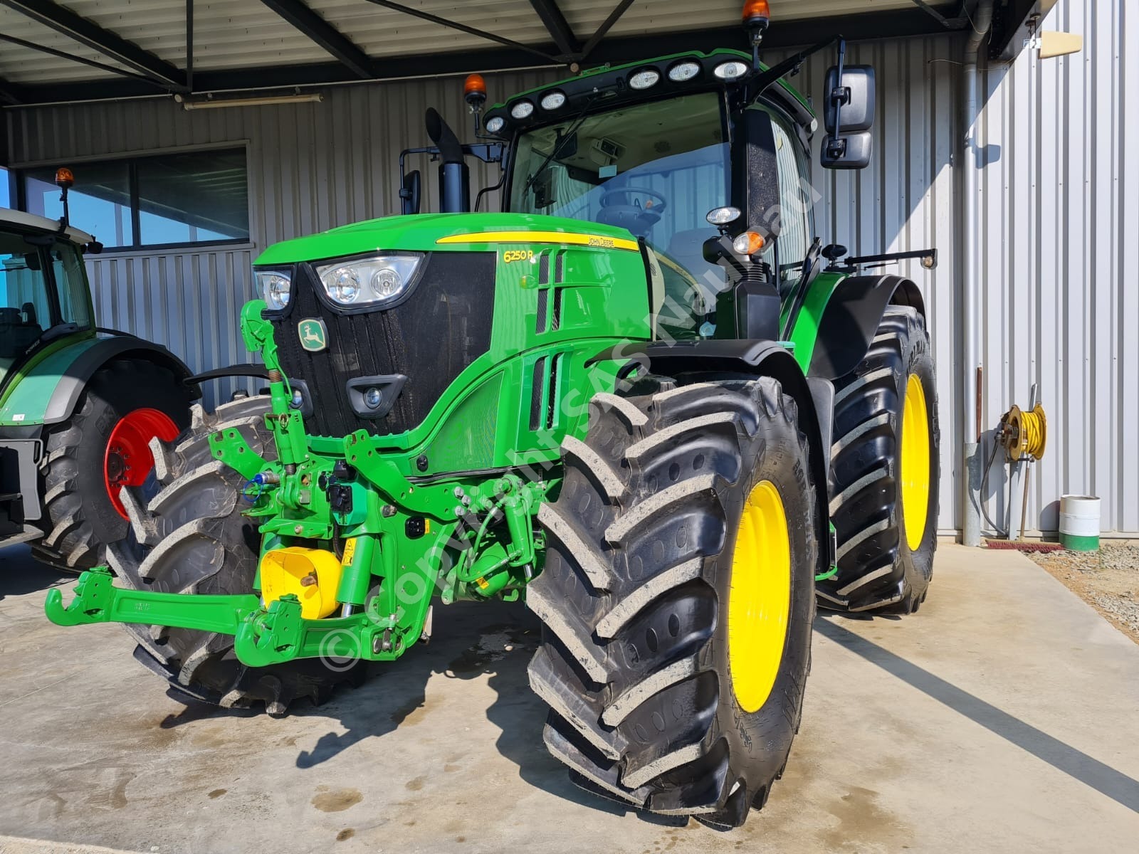 JOHN DEERE 6250R
