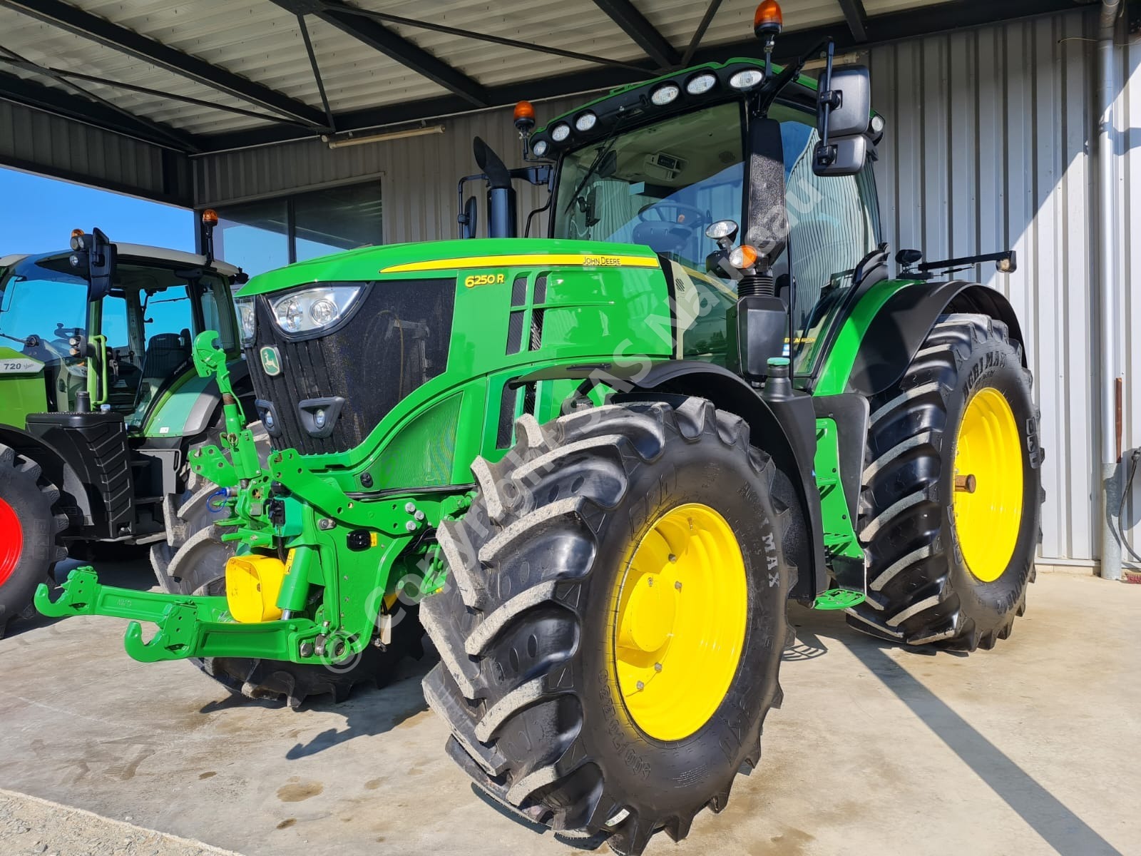 JOHN DEERE 6250R