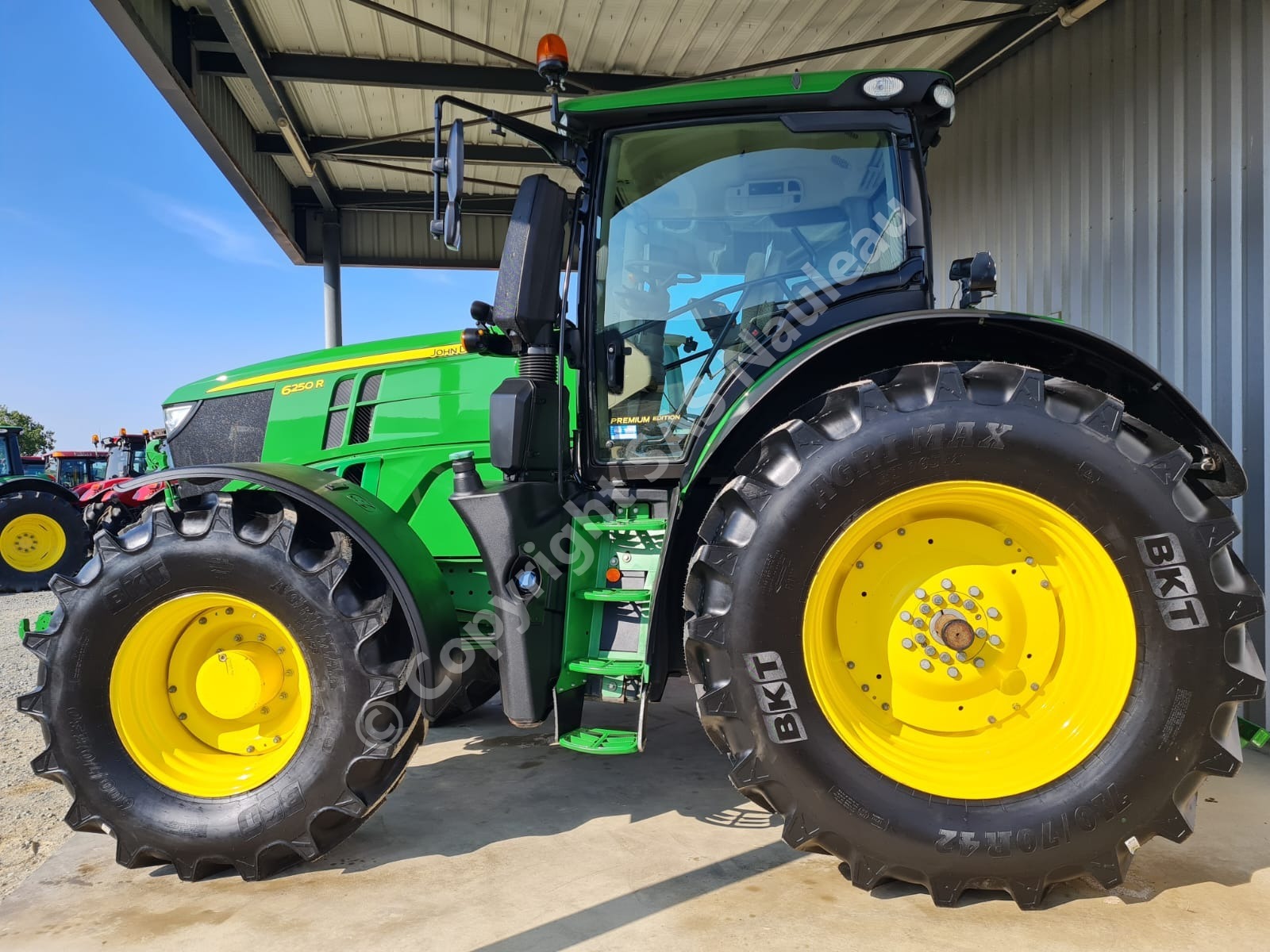 JOHN DEERE 6250R