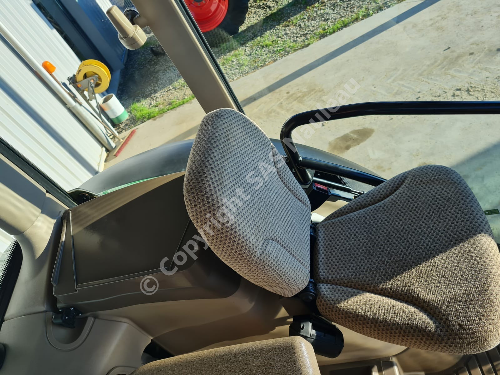 JOHN DEERE 6250R COMMANDPRO