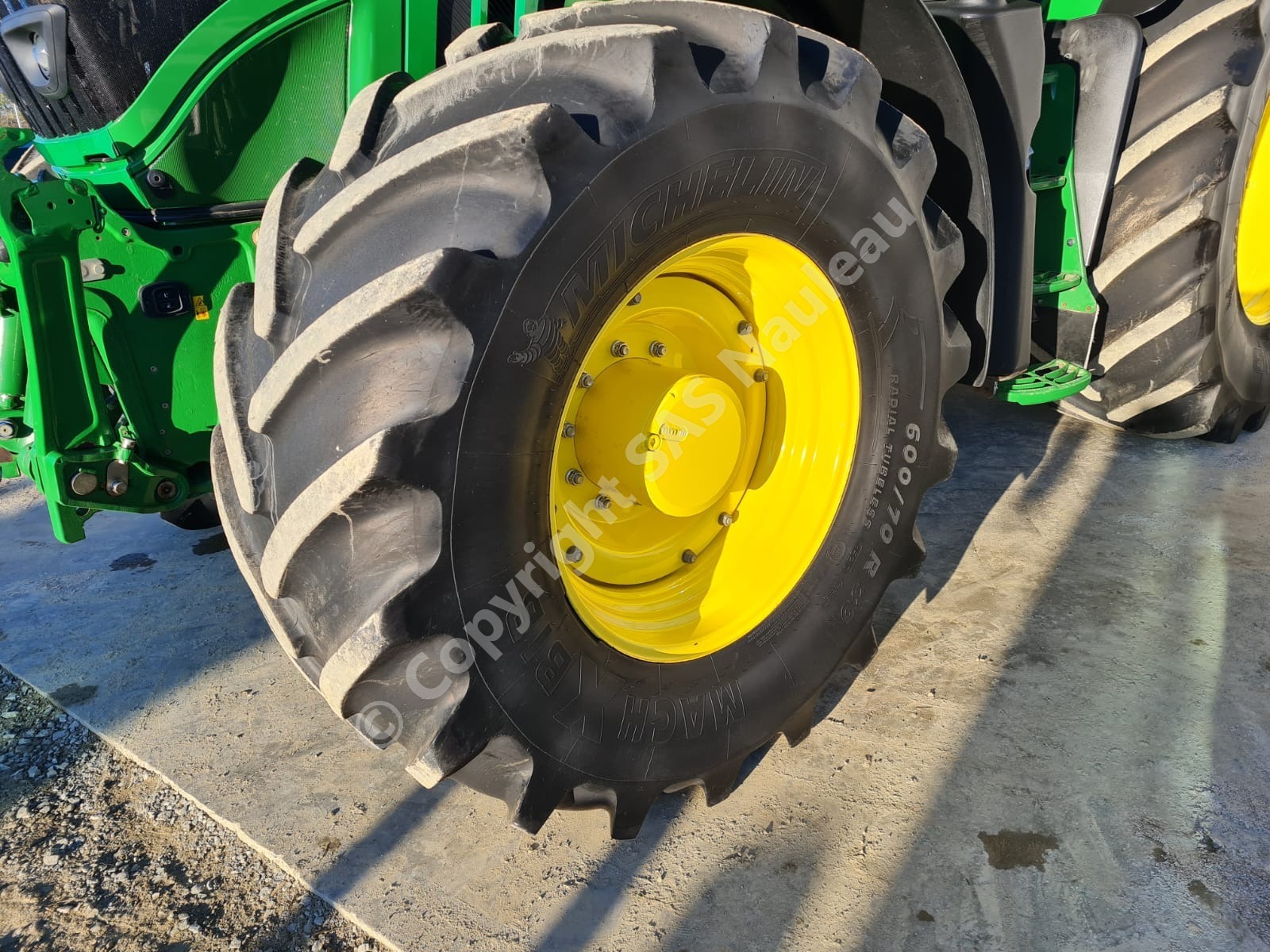 JOHN DEERE 6250R COMMANDPRO