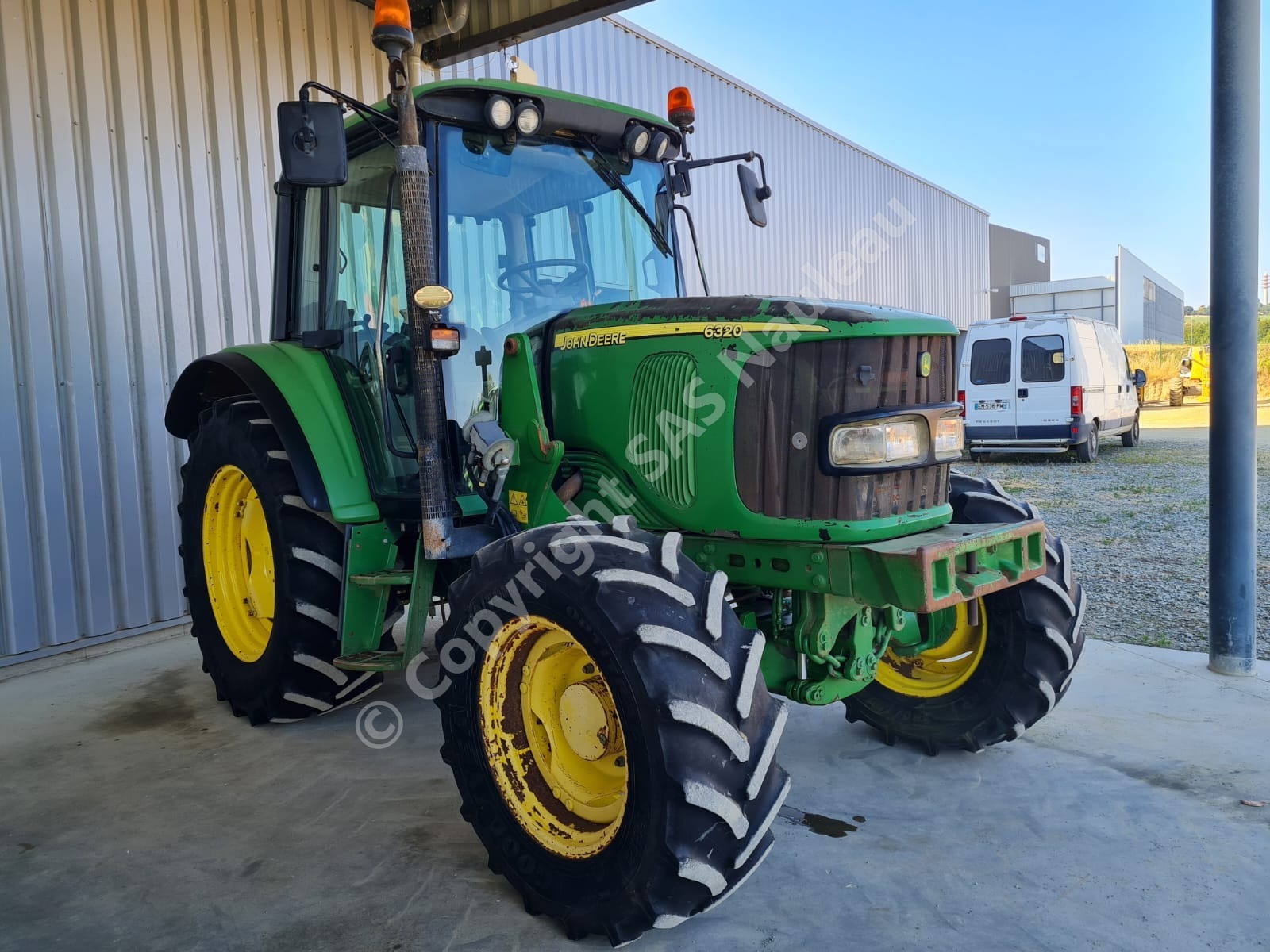 JOHN DEERE 6320 PREMIUM