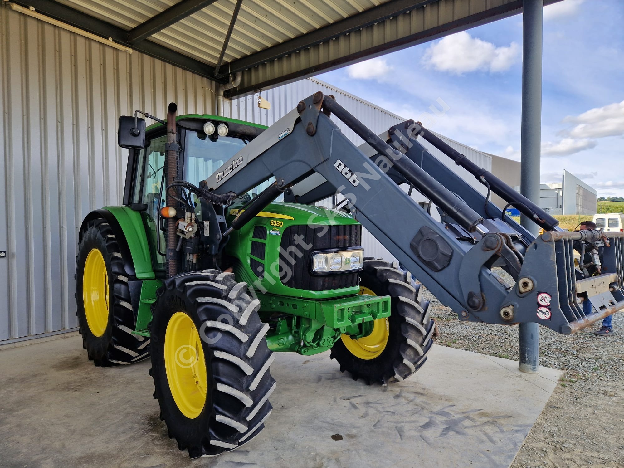 JOHN DEERE 6330 PREMIUM
