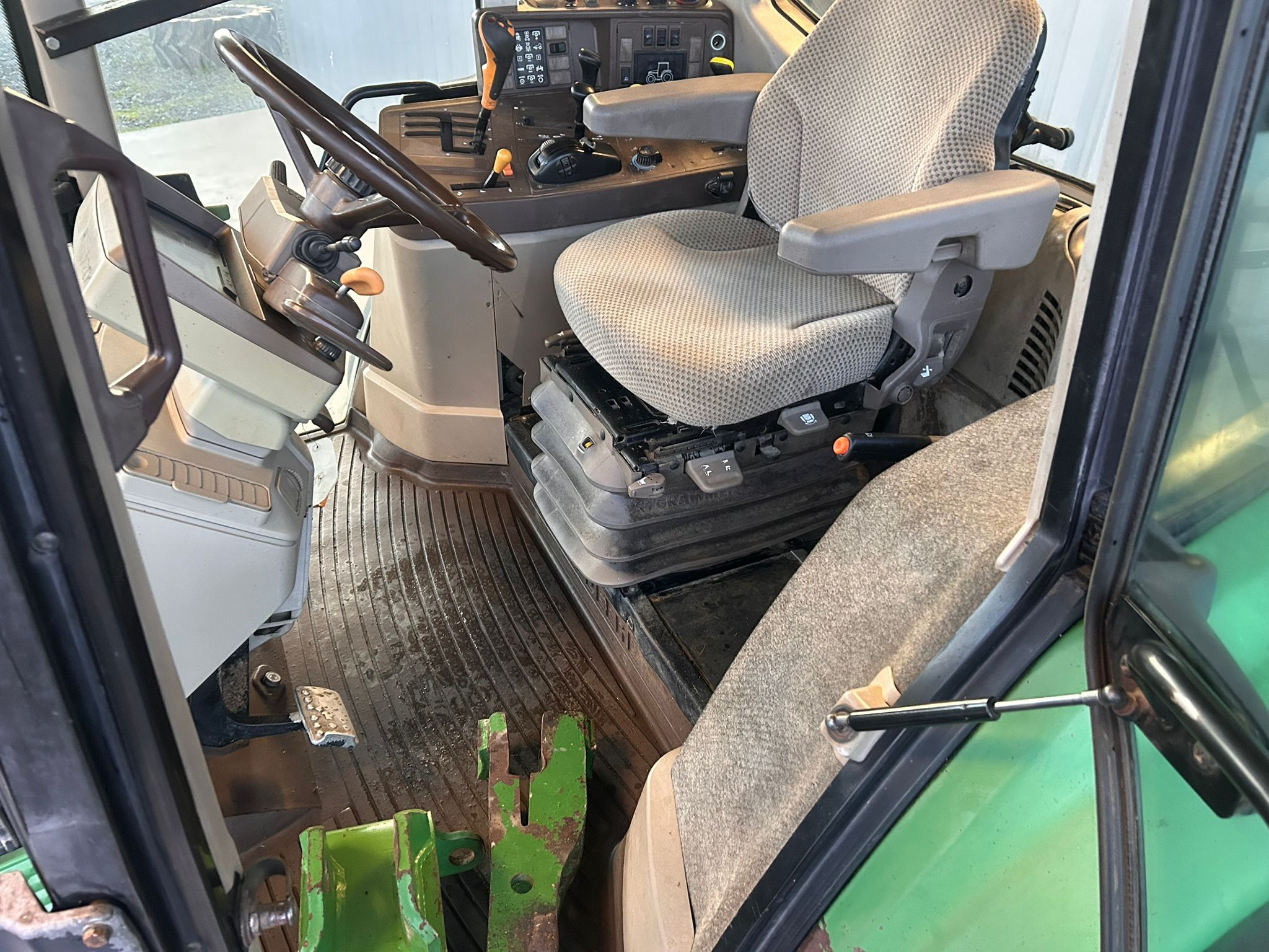 JOHN DEERE 6420 PREMIUM