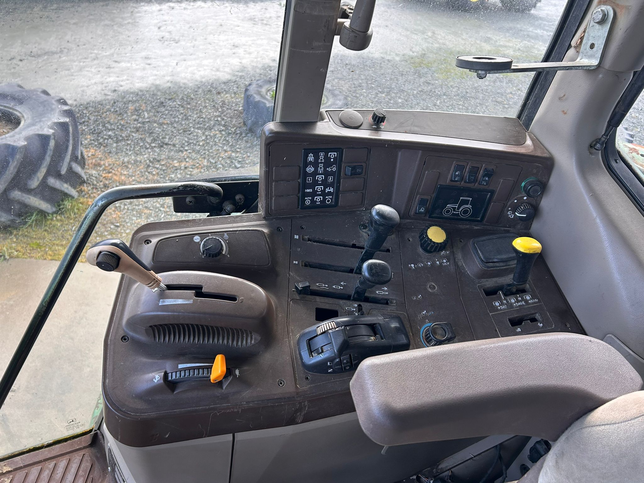 JOHN DEERE 6420 PREMIUM