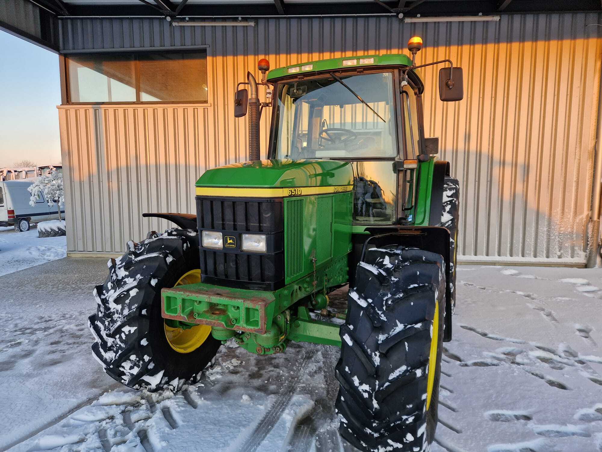JOHN DEERE 6510