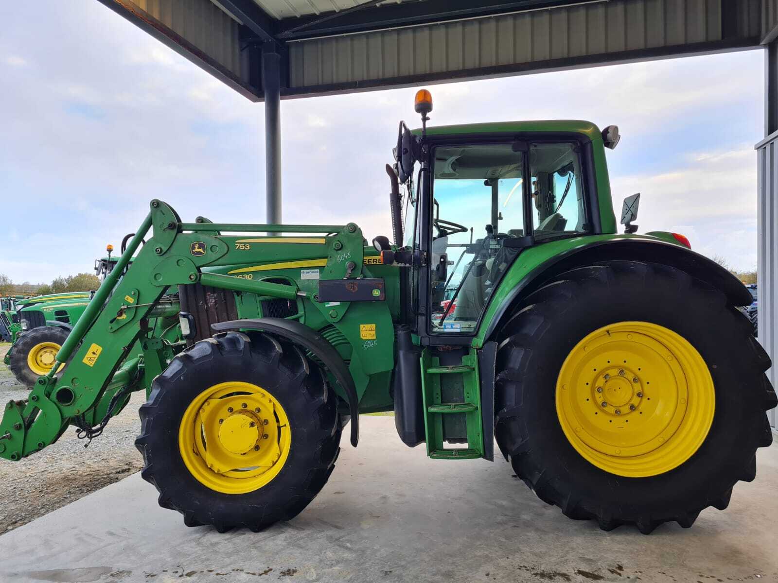 JOHN DEERE 6630 PREMIUM