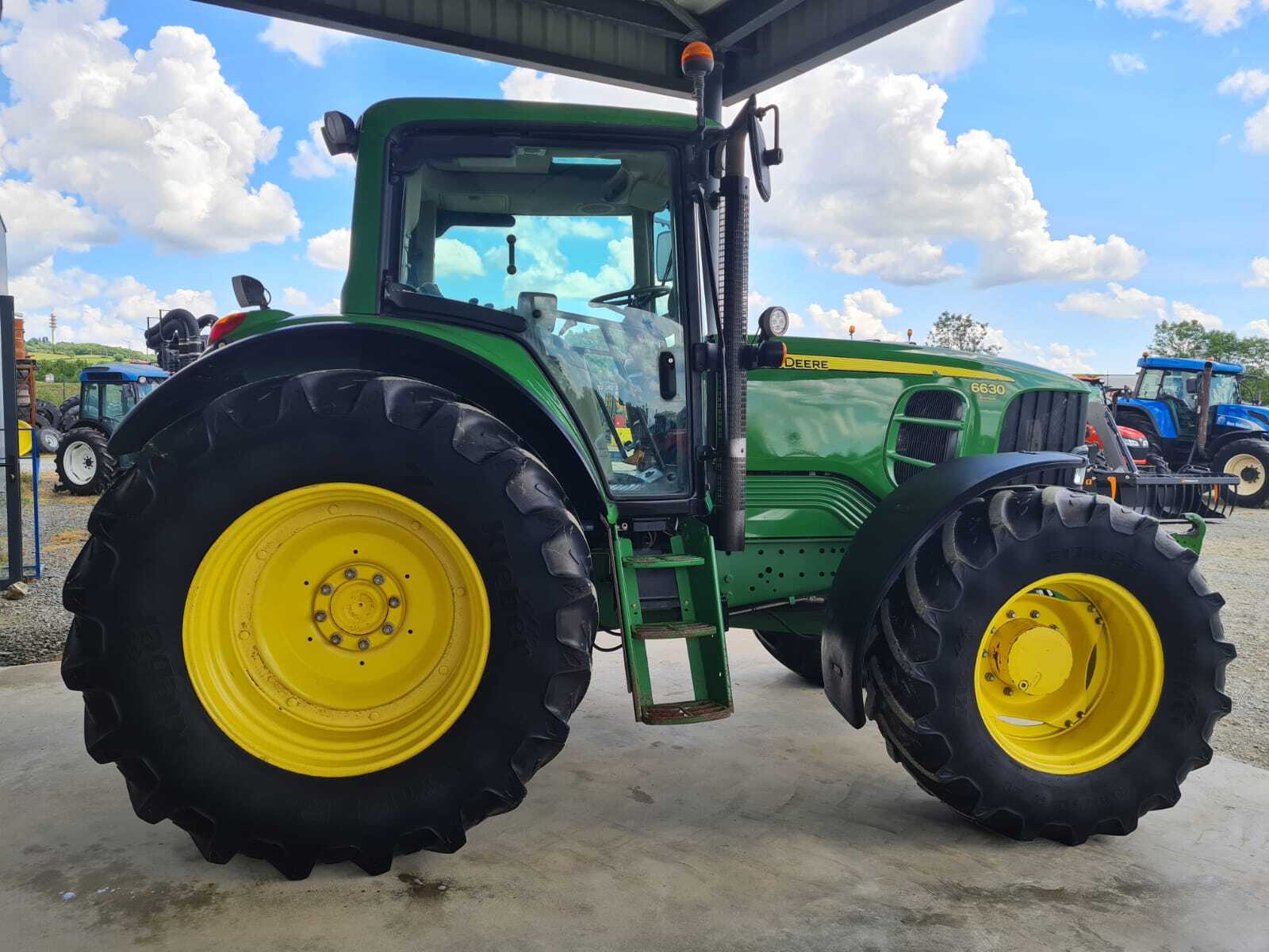 JOHN DEERE 6630 PREMIUM