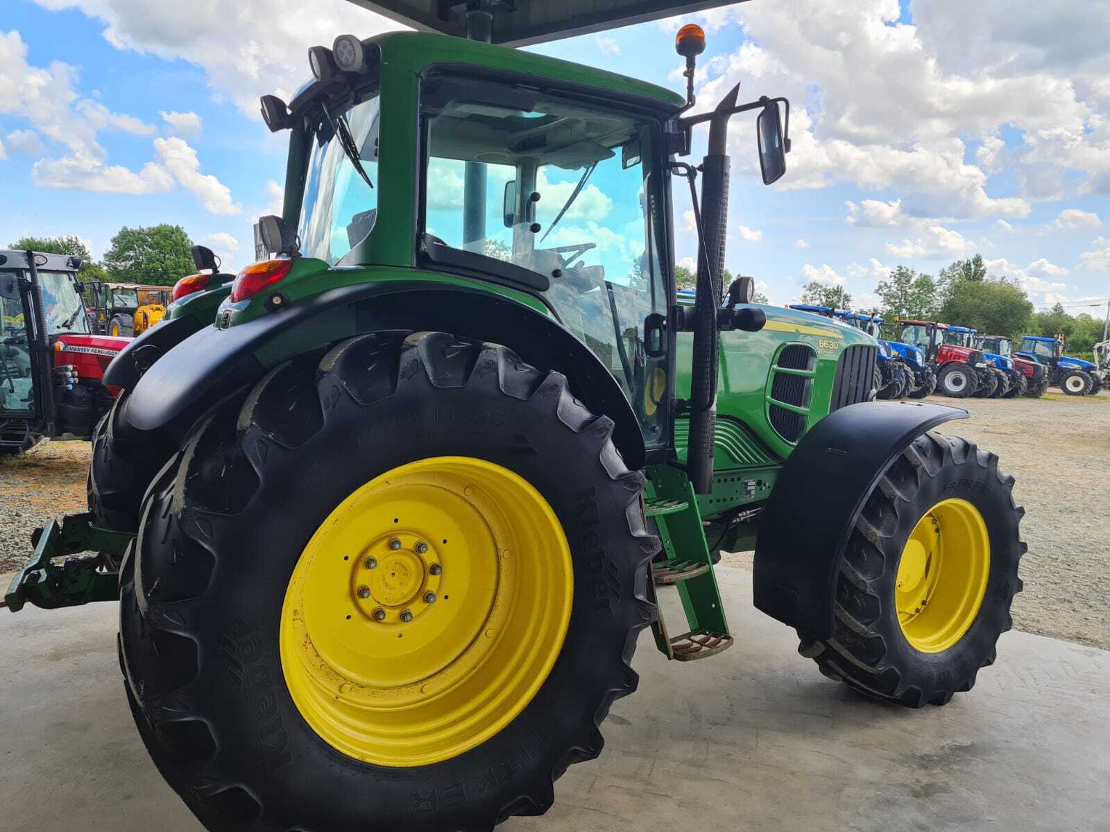 JOHN DEERE 6630 PREMIUM