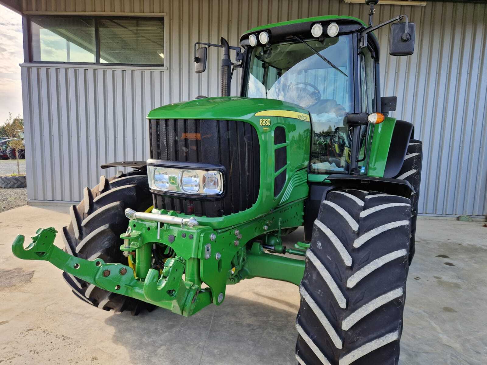 JOHN DEERE 6830 PREMIUM